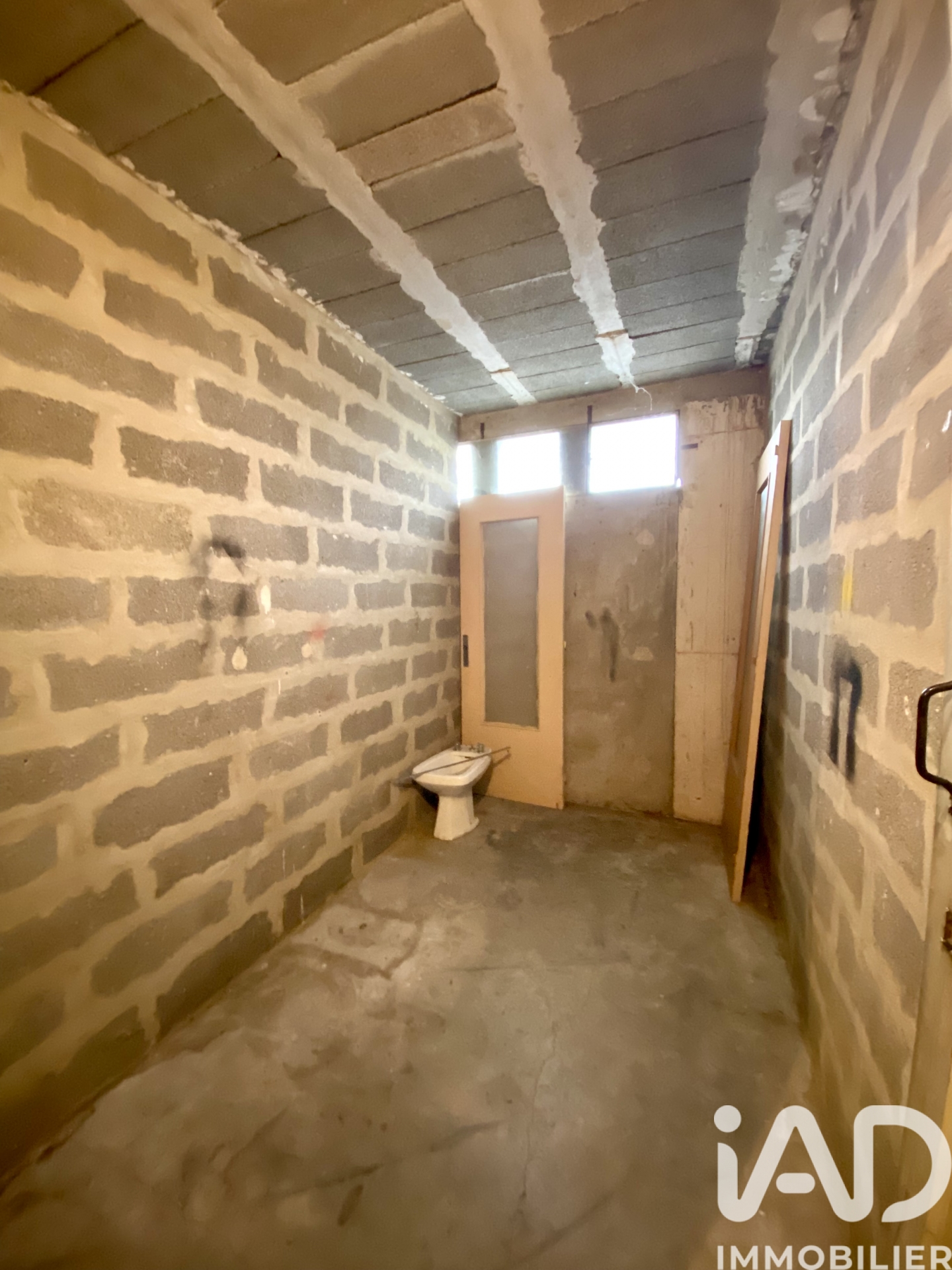 Vente appartement à Le Pontet (84130) : appartement 3 pièces 69 m² — 9