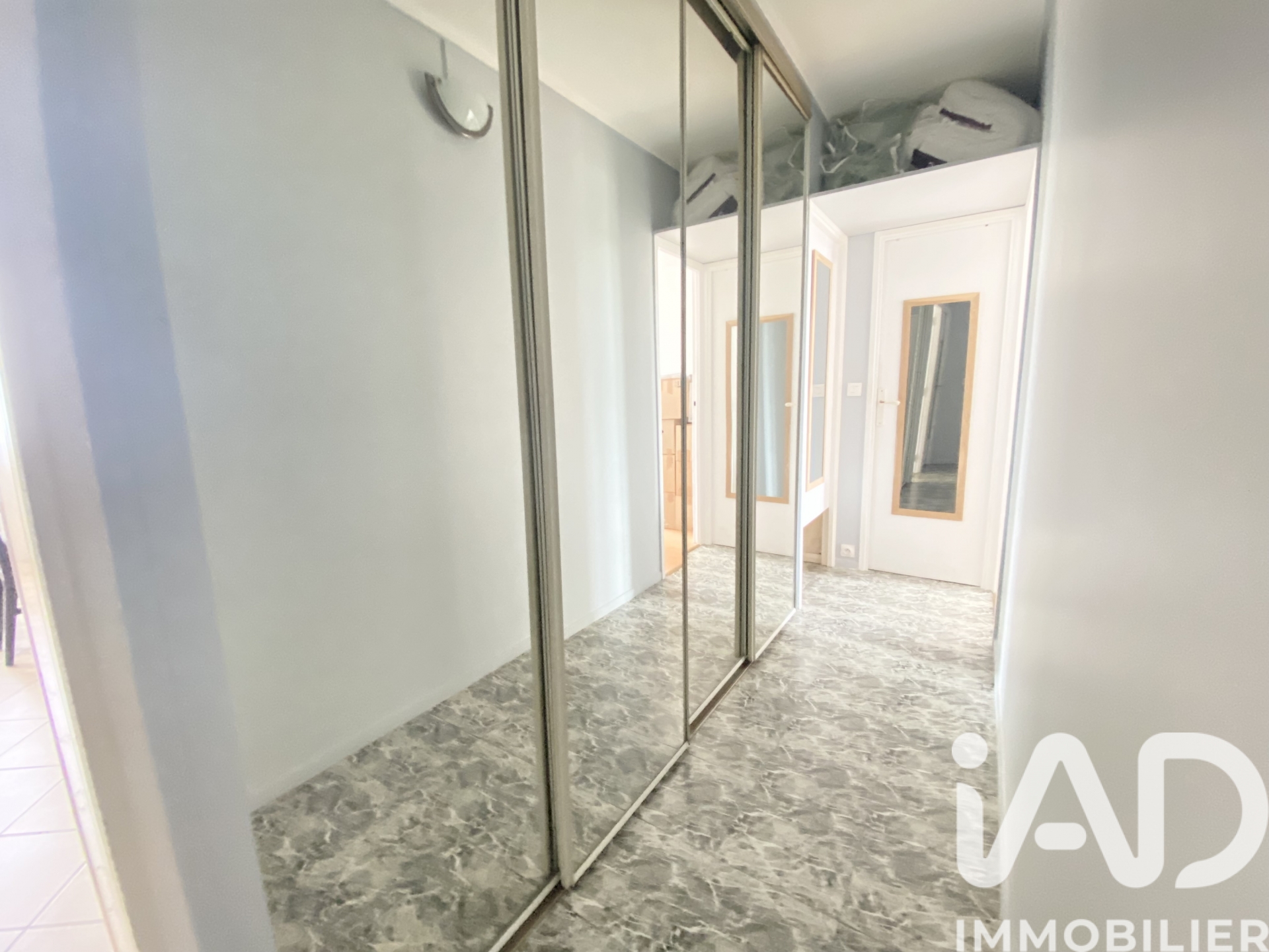 Vente appartement à Valenton (94460) : appartement 5 pièces 80 m² — 10