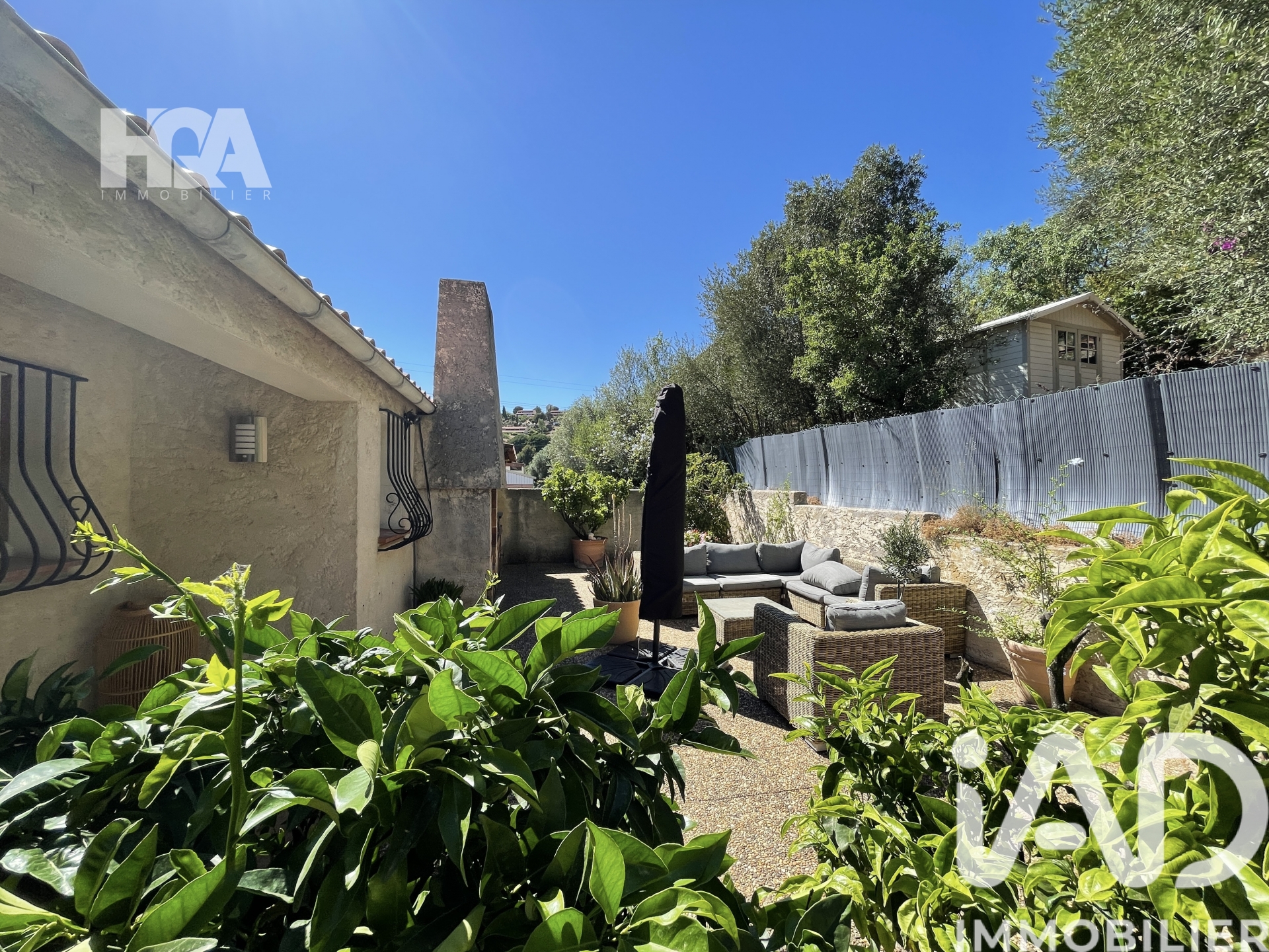 Vente maison à Le Lavandou (83980) : maison 6 pièces 142 m² - 1991510 — 13
