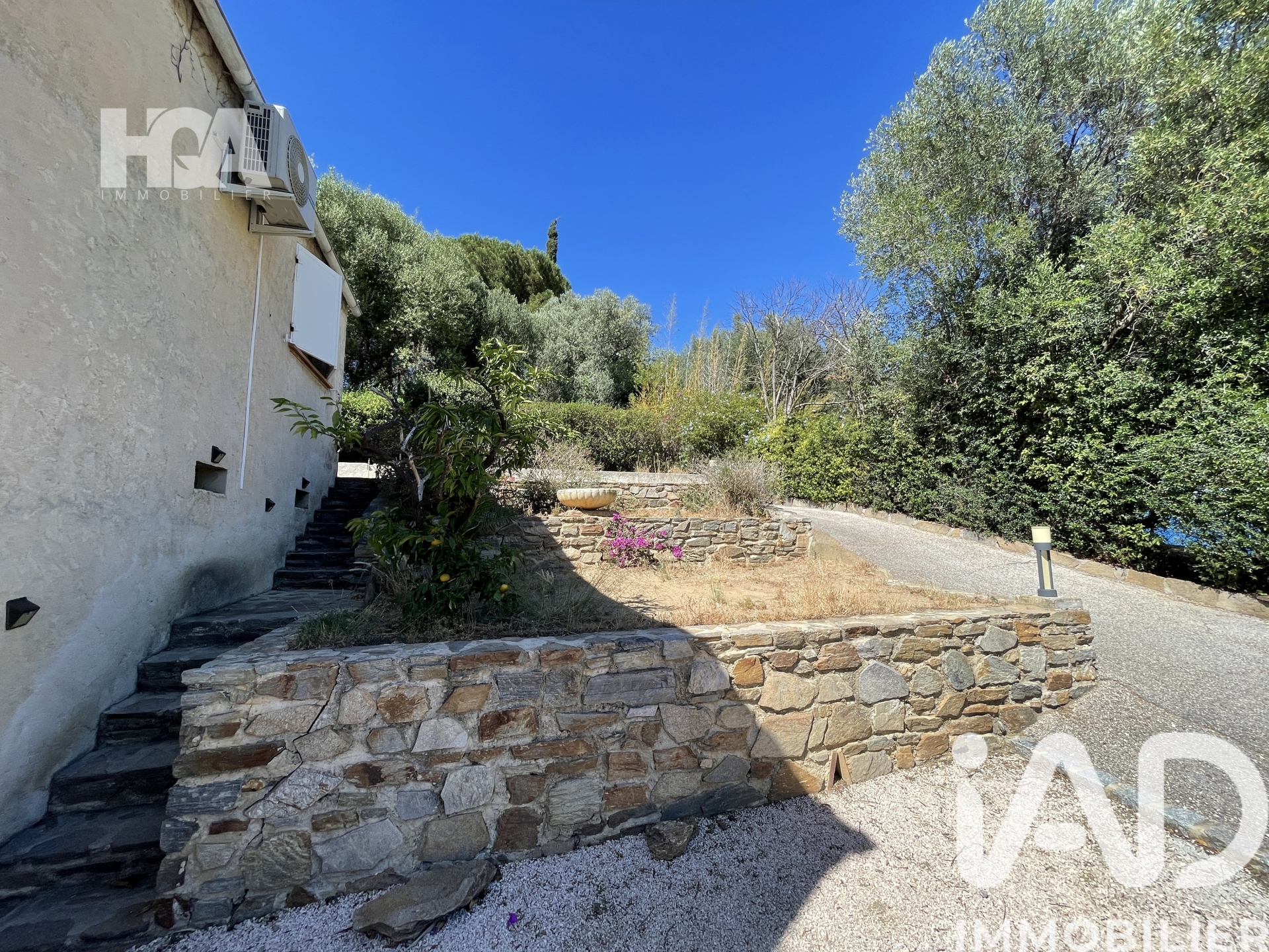Vente maison à Le Lavandou (83980) : maison 6 pièces 142 m² - 1991510 — 14