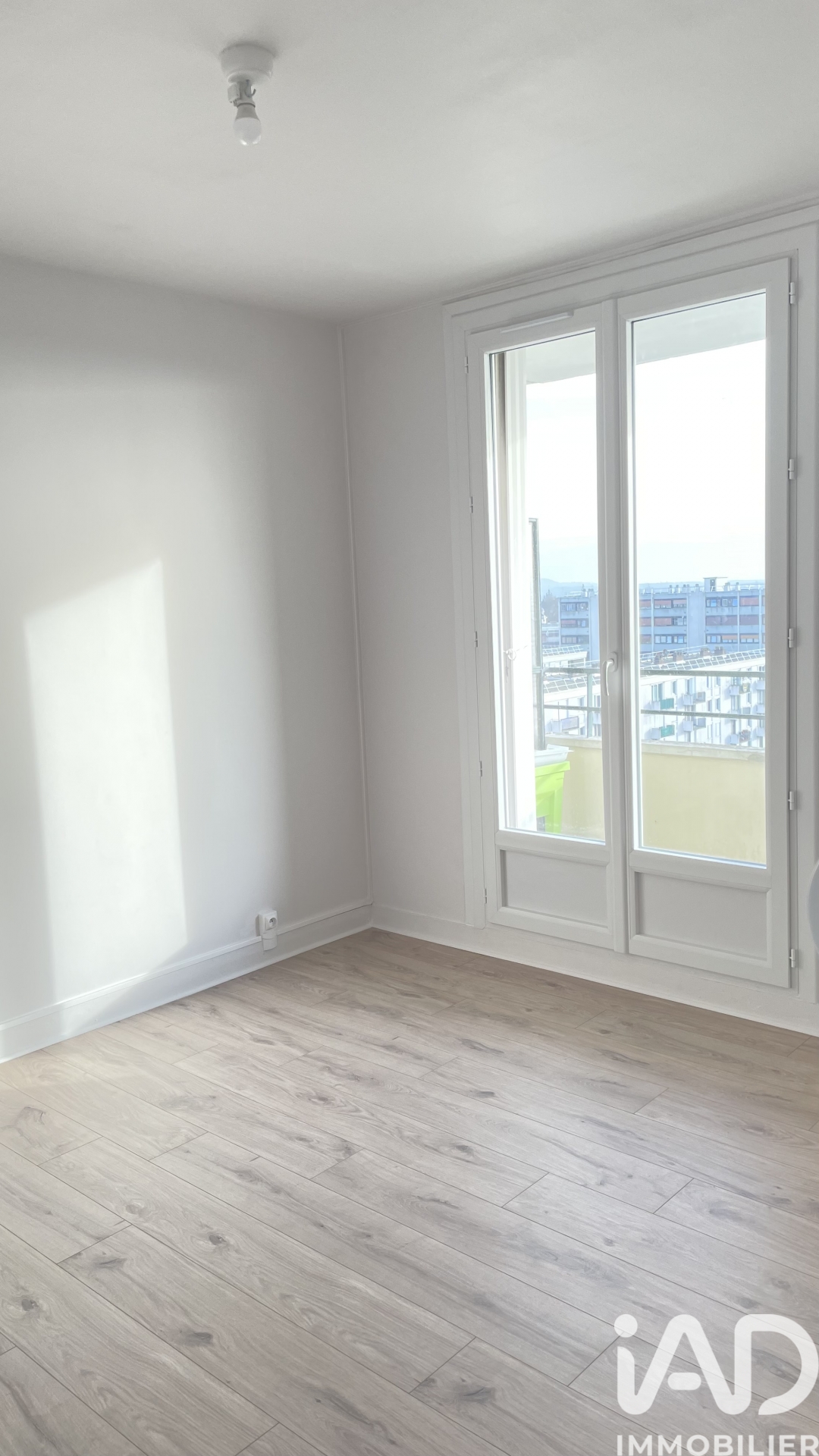 Vente appartement à Pontoise (95300) : appartement 4 pièces 87 m² — 6
