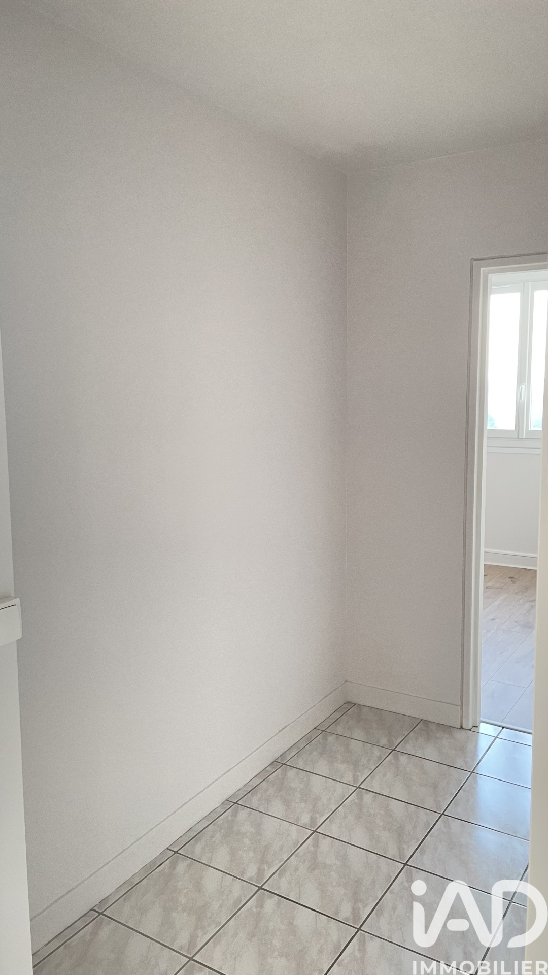 Vente appartement à Pontoise (95300) : appartement 4 pièces 87 m² — 9