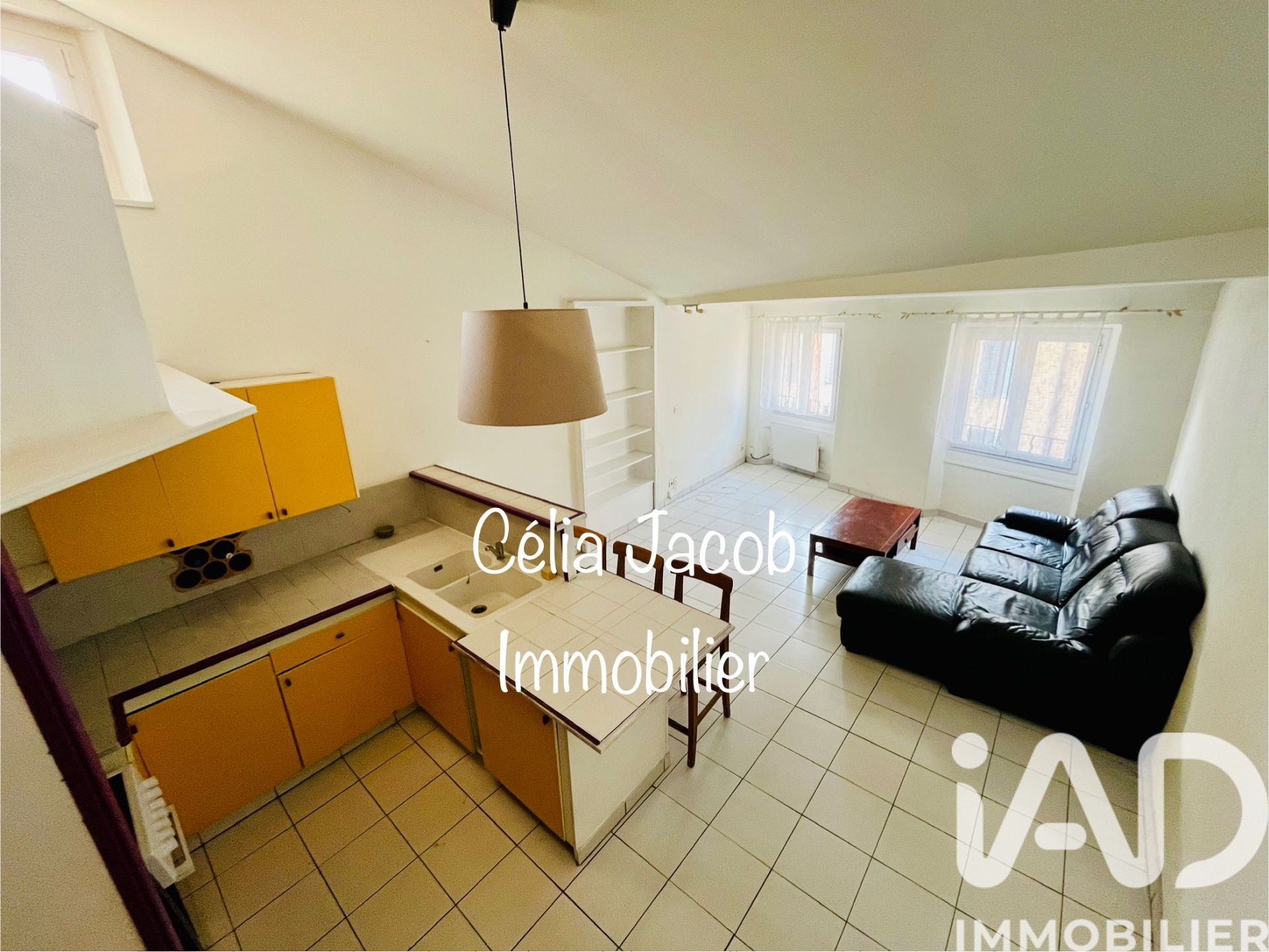 Vente appartement à Toulon (83000) : appartement 2 pièces 47 m² — 2