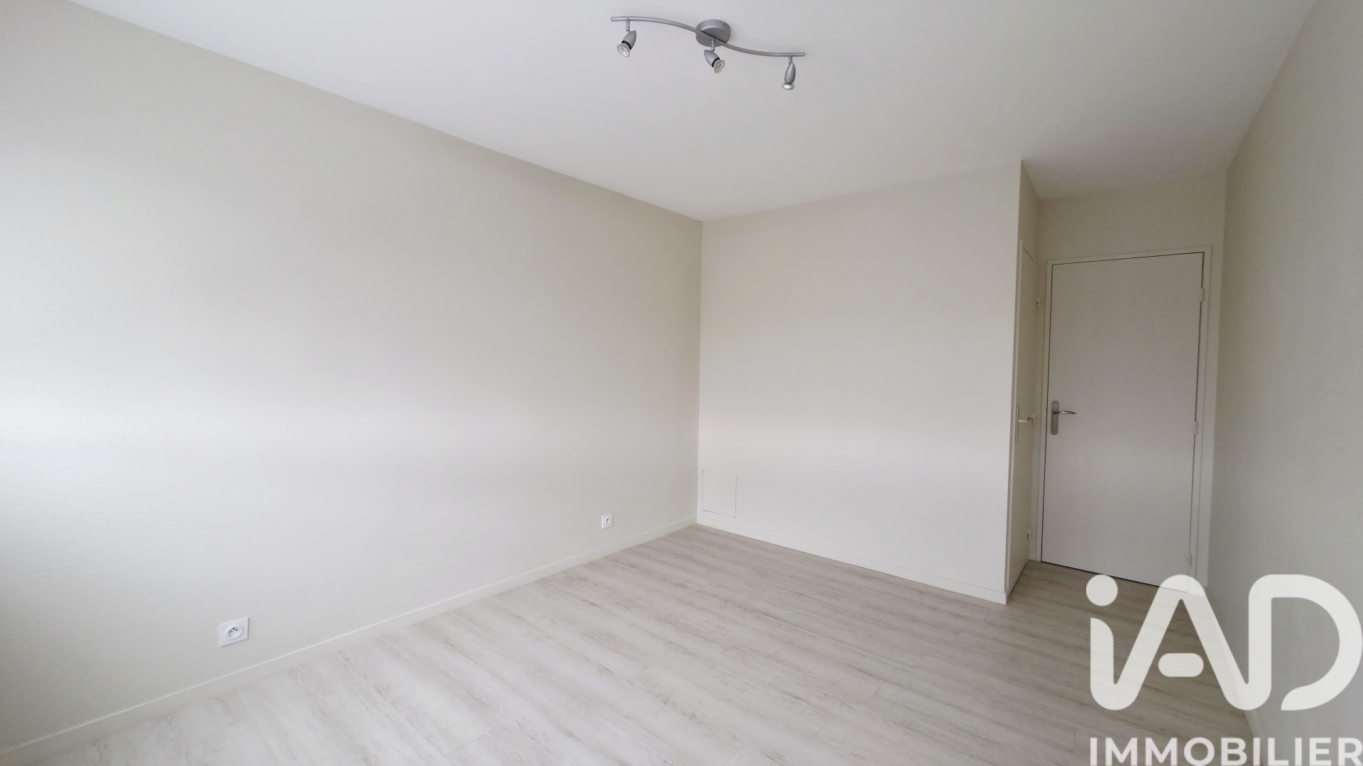 Vente appartement à Villars (42390) : appartement 4 pièces 101 m² — 10