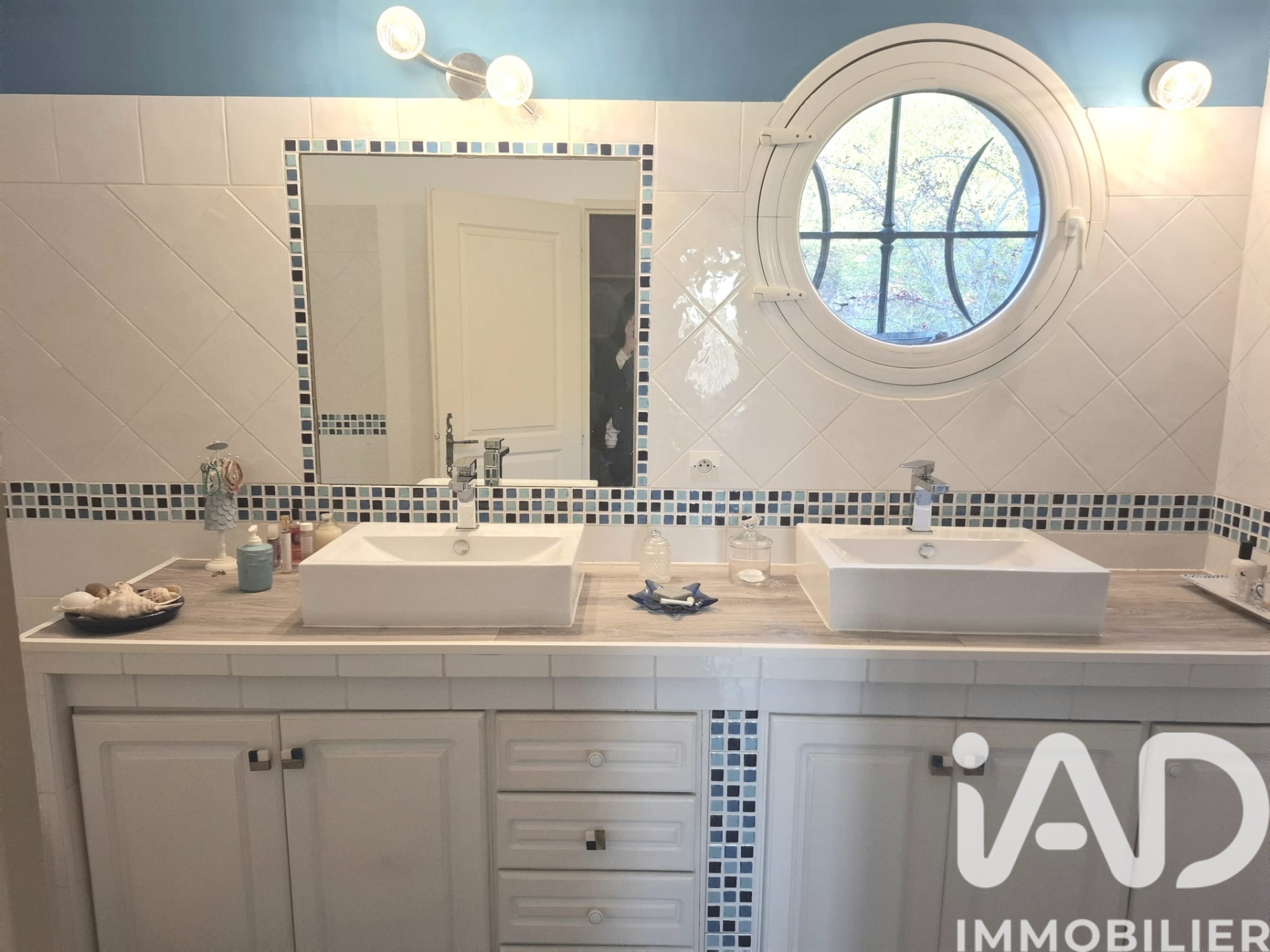 Vente maison à Évenos (83330) : maison traditionnelle 7 pièces 185 m² - 1930837 — 24