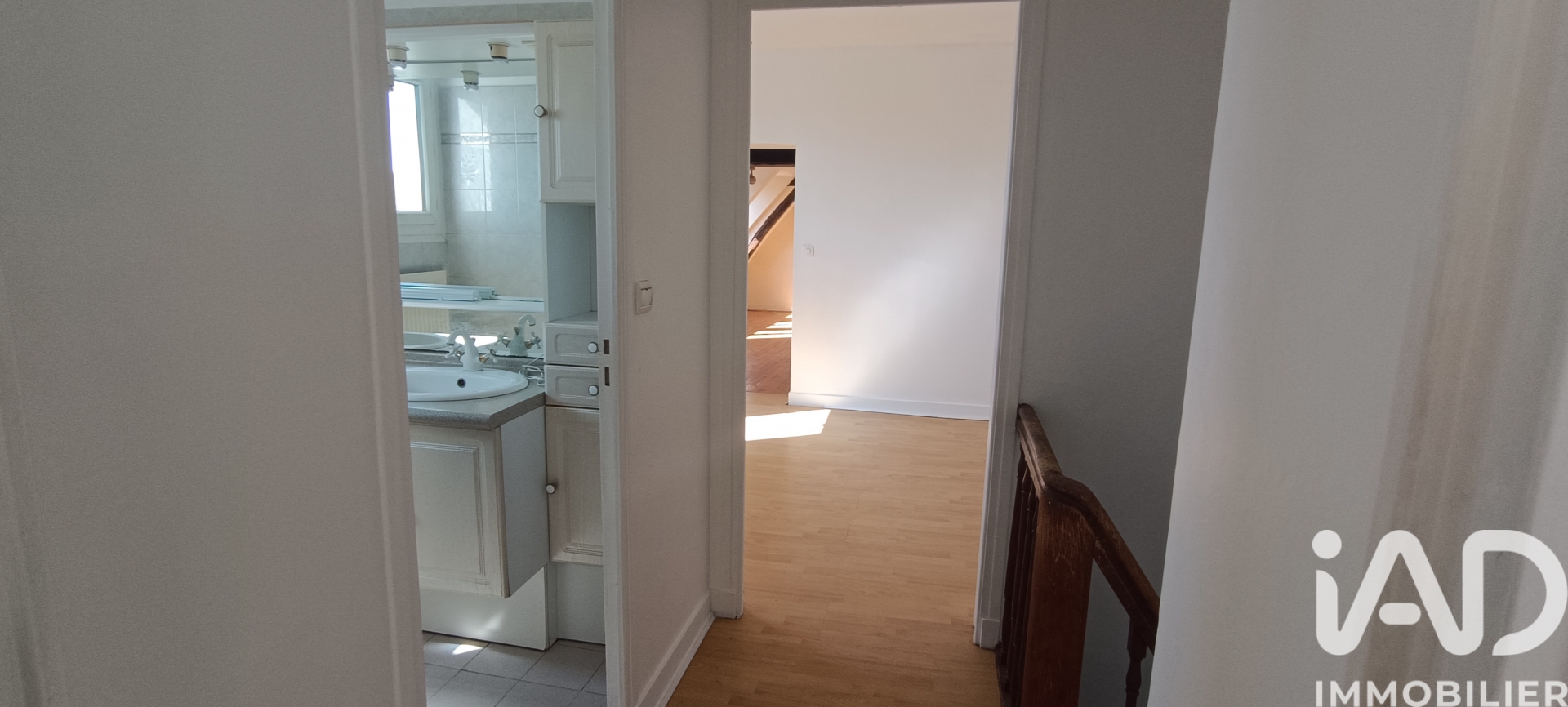 Vente maison à Saint-Cyr-sur-Loire (37540) : maison de ville 4 pièces 97 m² - 1934563 — 9