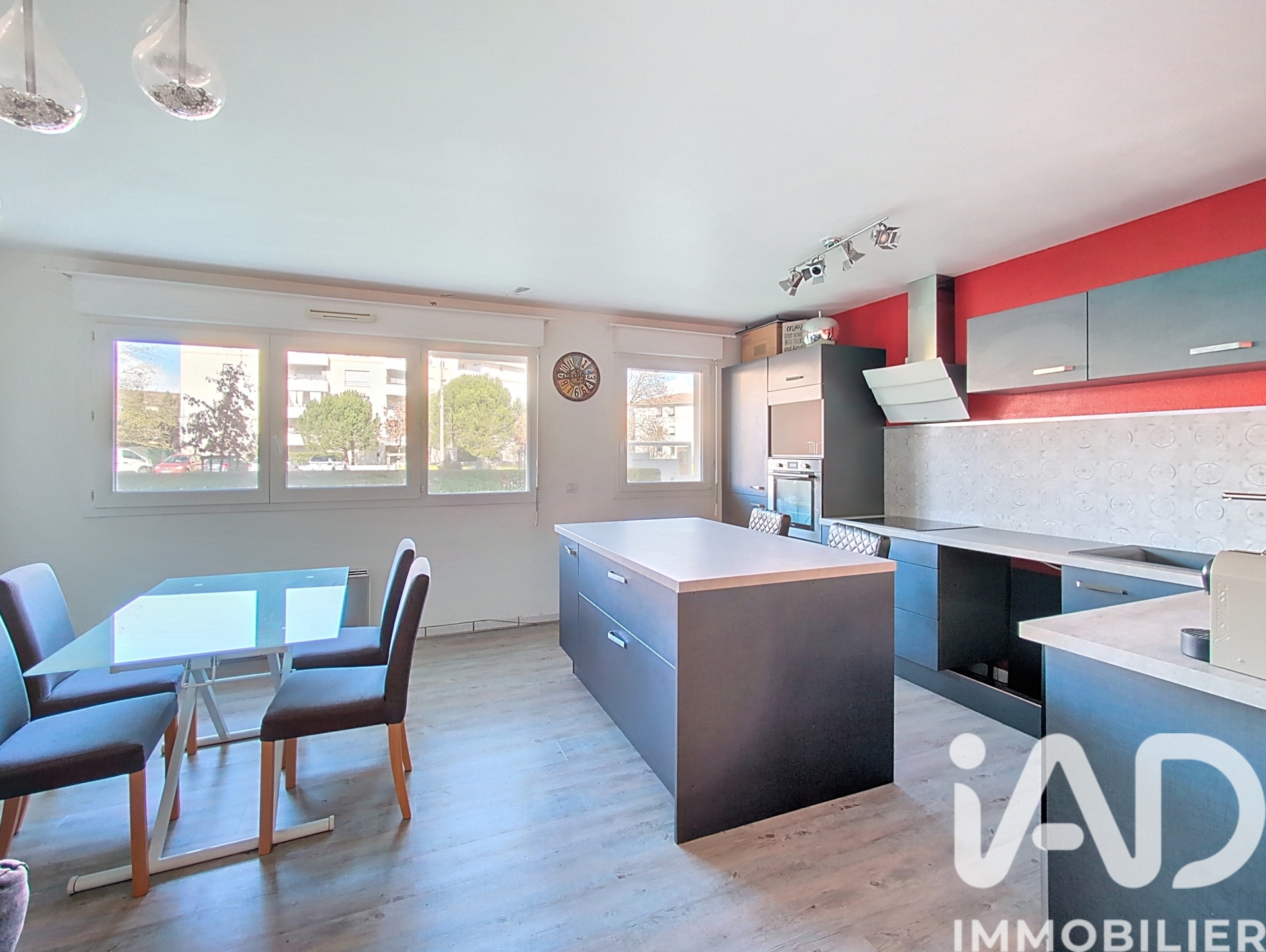 Vente appartement à Bordeaux (33200) : appartement 2 pièces 54 m² — 2