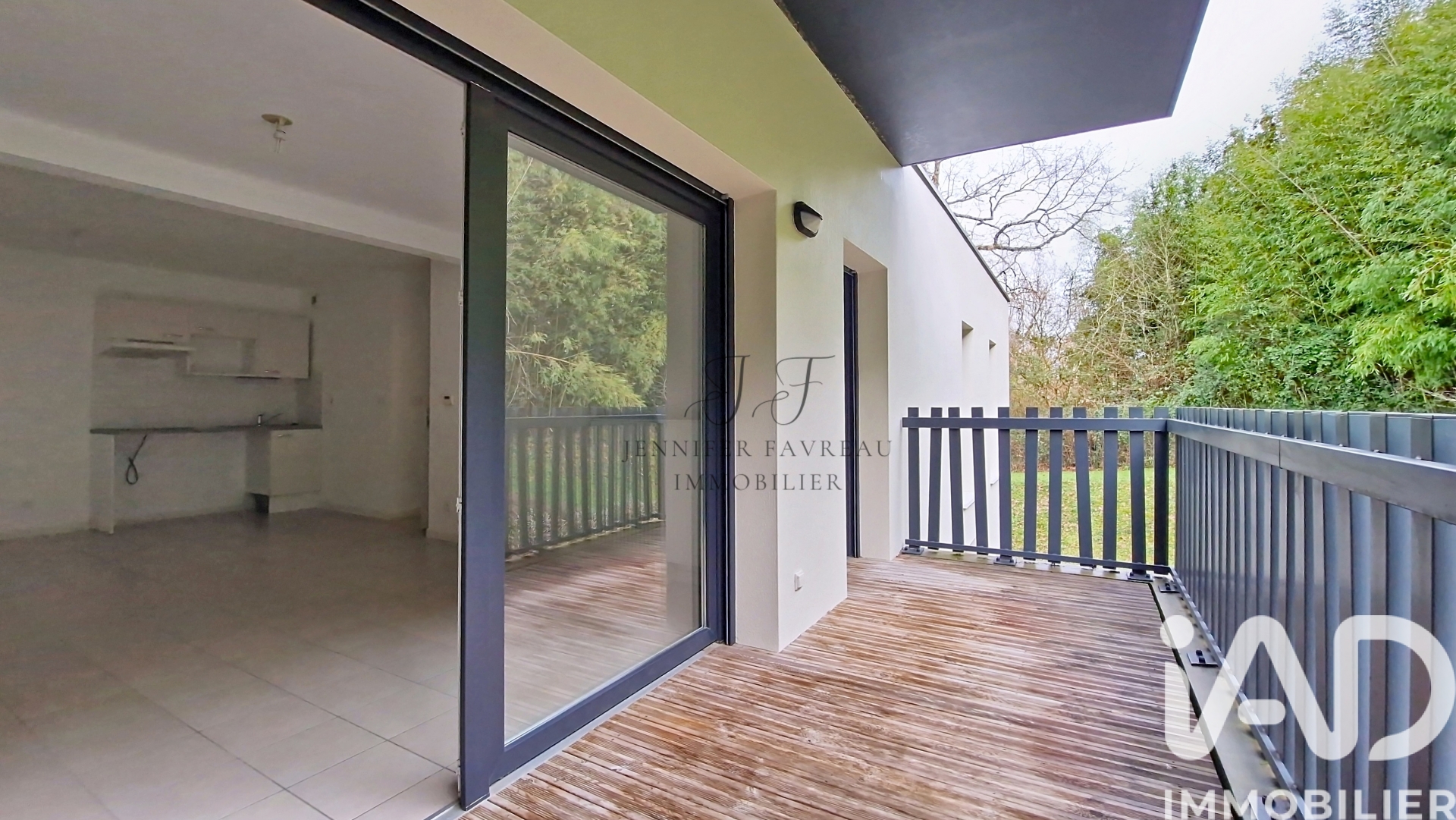 Appartement à vendre à Artigues-près-Bordeaux — 179 000 € — IAD France