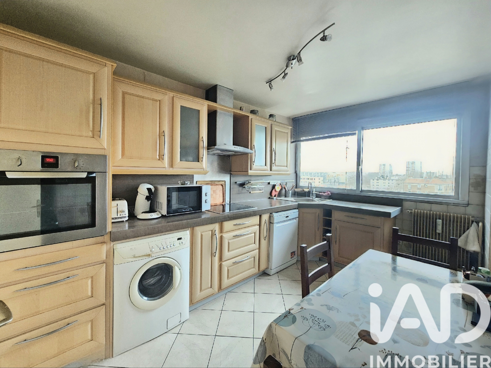 Vente appartement à La Courneuve (93120) : appartement 4 pièces 84 m² — 5