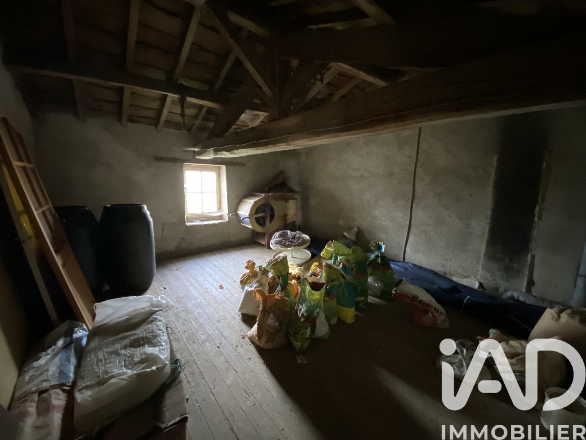 Vente maison à LES HERBIERS (85500) : maison de village 6 pièces 123 m² — 11