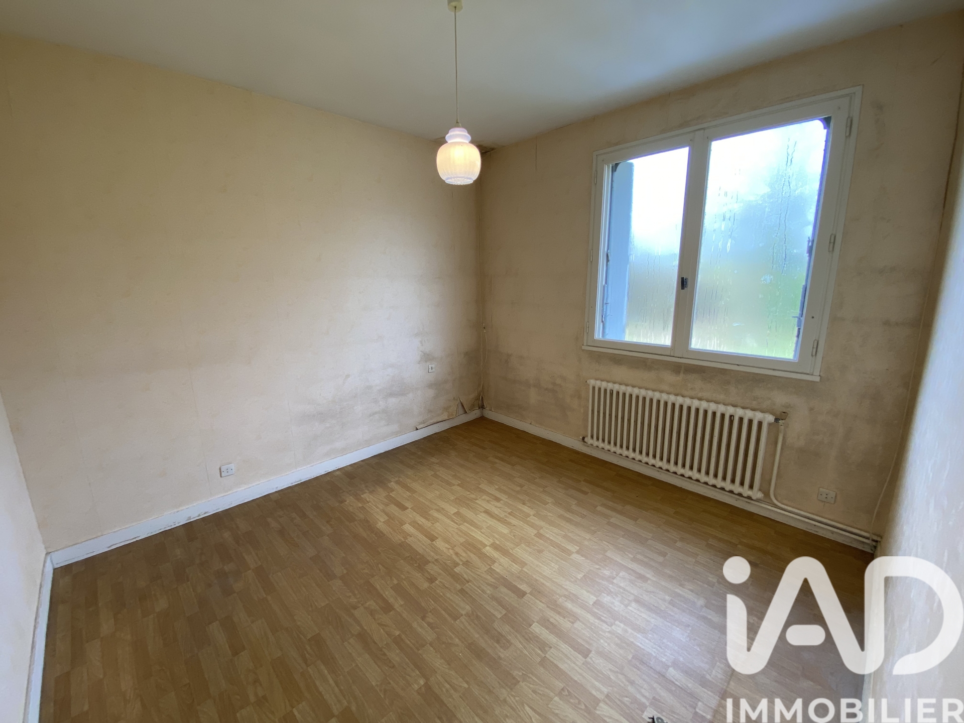 Vente maison à LES HERBIERS (85500) : maison de village 6 pièces 123 m² — 8
