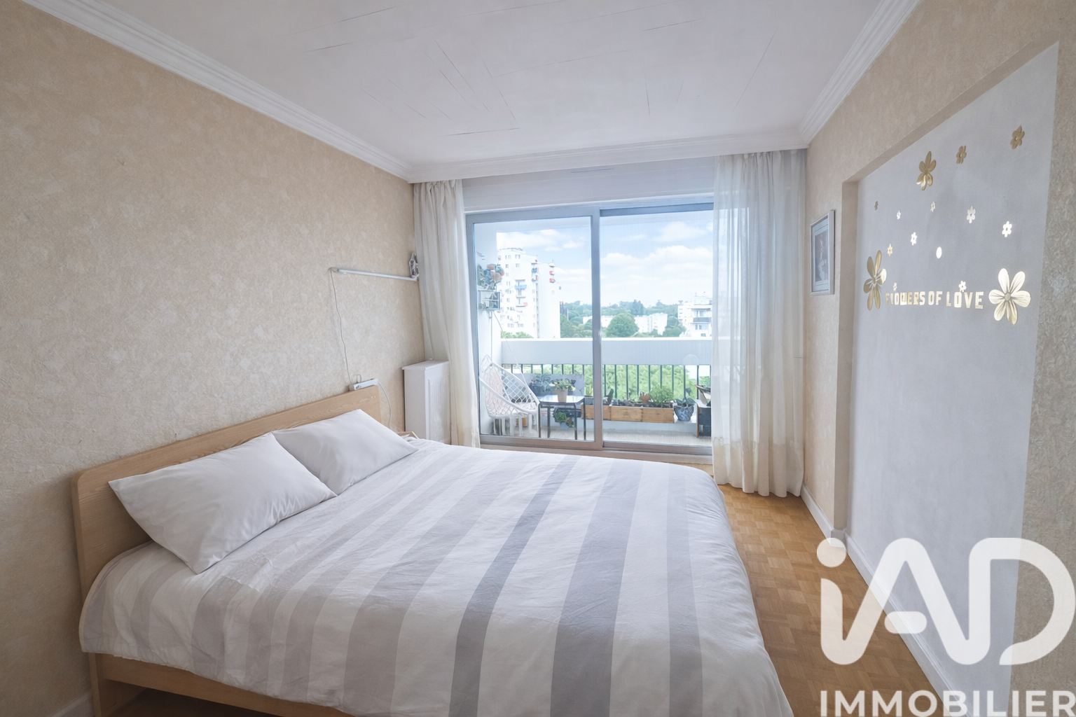 Vente appartement à La Courneuve (93120) : appartement 4 pièces 90 m² — 12