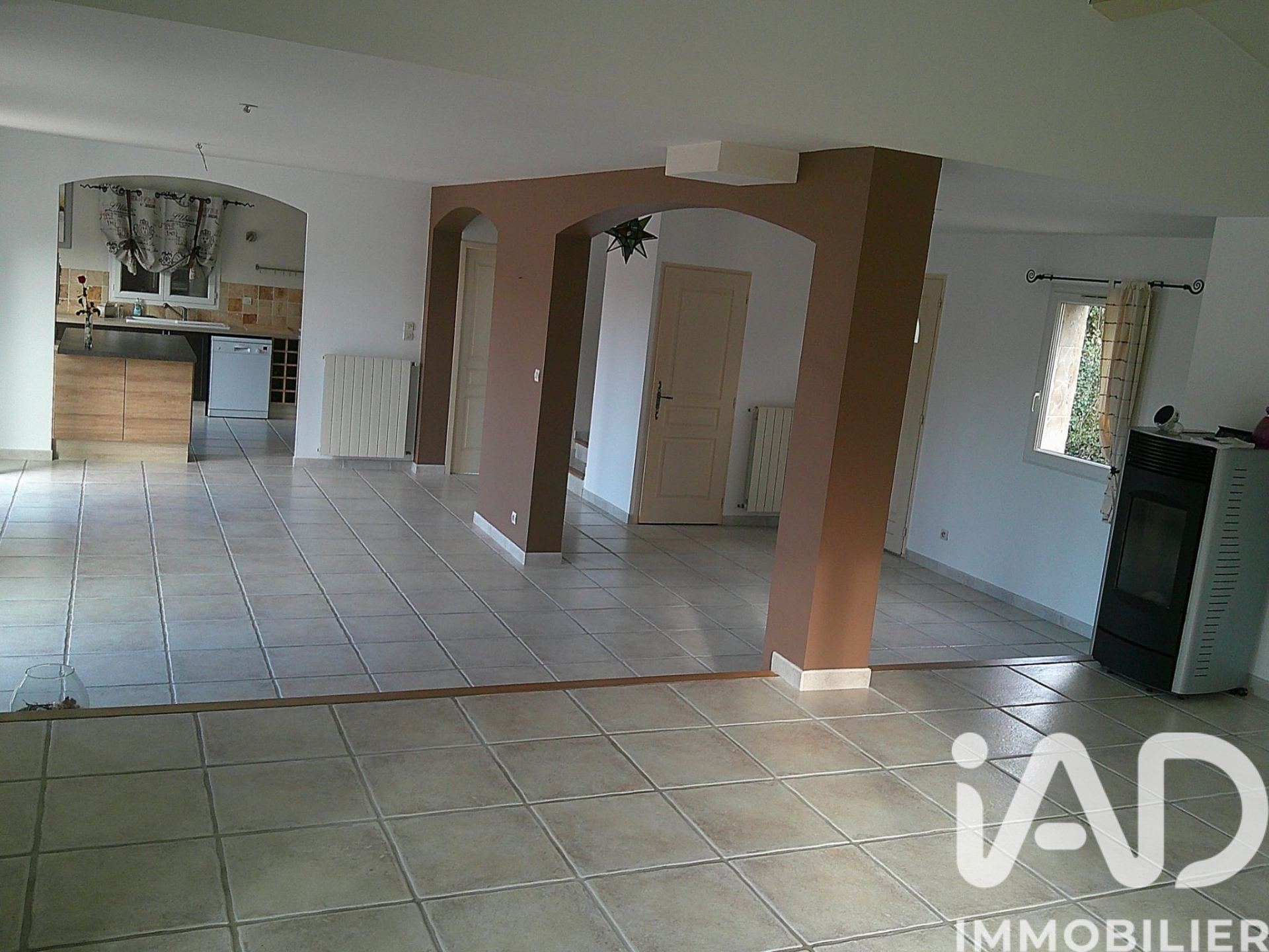 Vente maison à Évenos (83330) : maison traditionnelle 7 pièces 185 m² - 1930837 — 13
