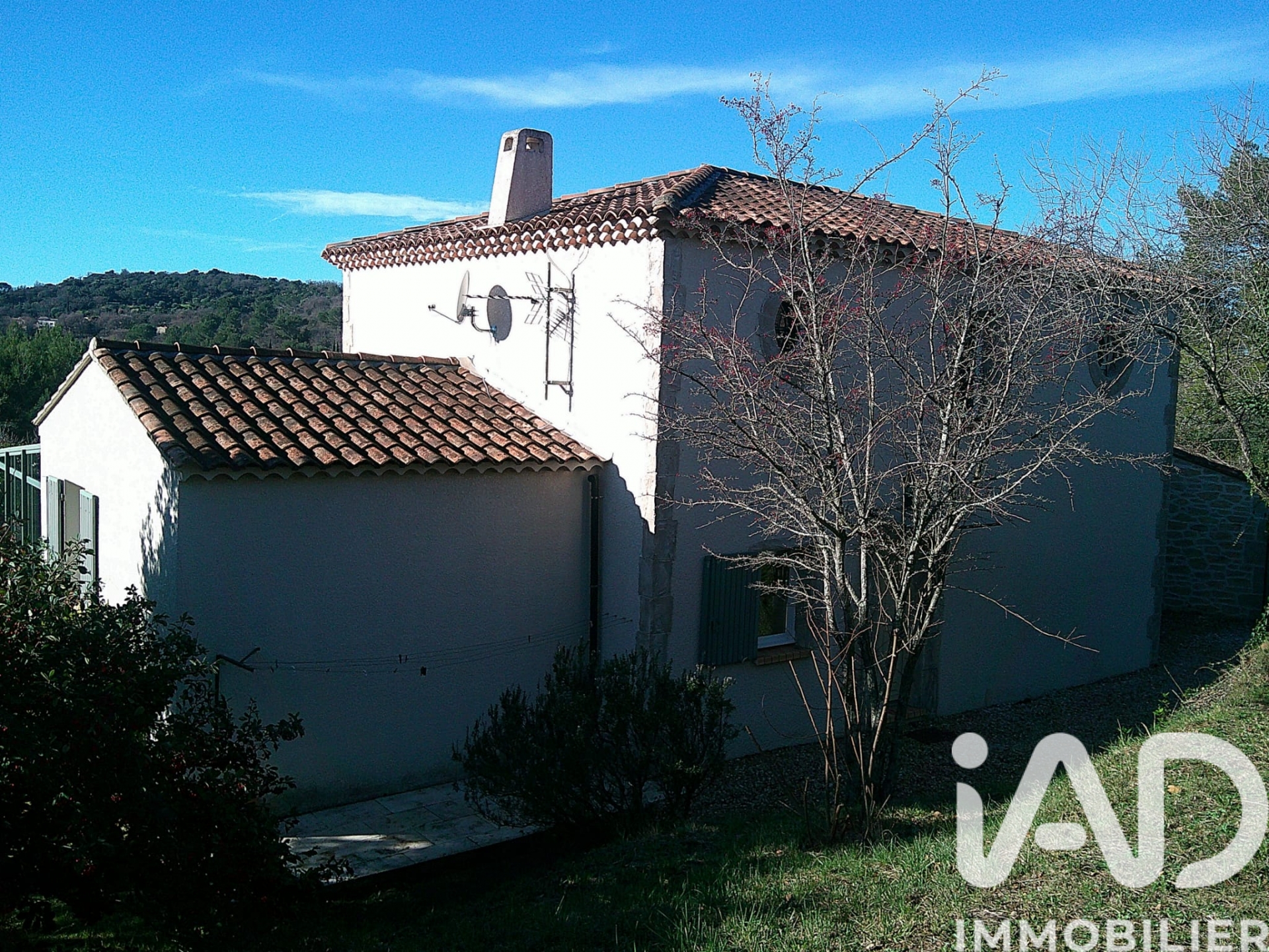 Vente maison à Évenos (83330) : maison traditionnelle 7 pièces 185 m² - 1930837 — 5