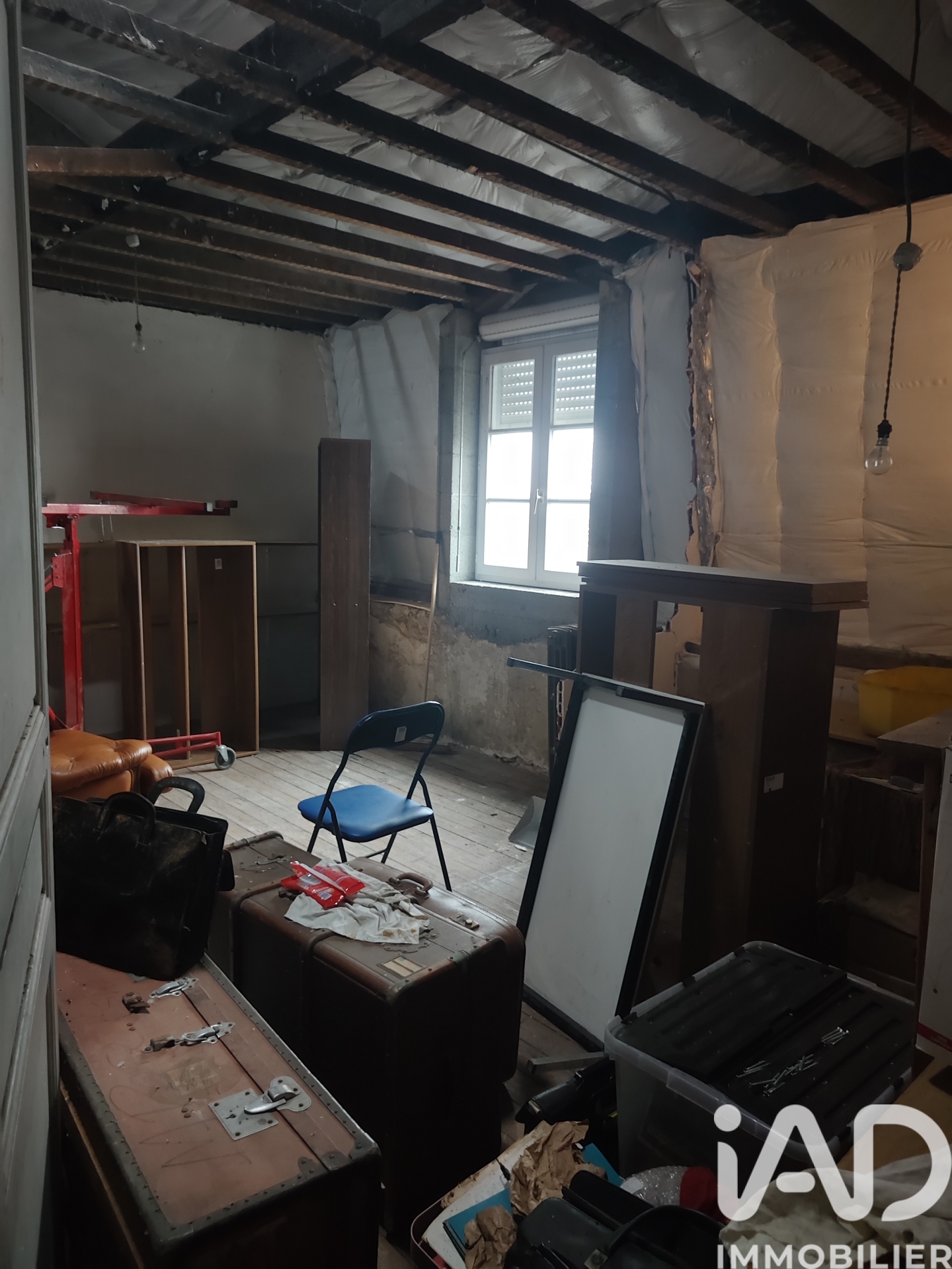Vente maison à Thouars (79100) : maison traditionnelle 7 pièces 135 m² — 16
