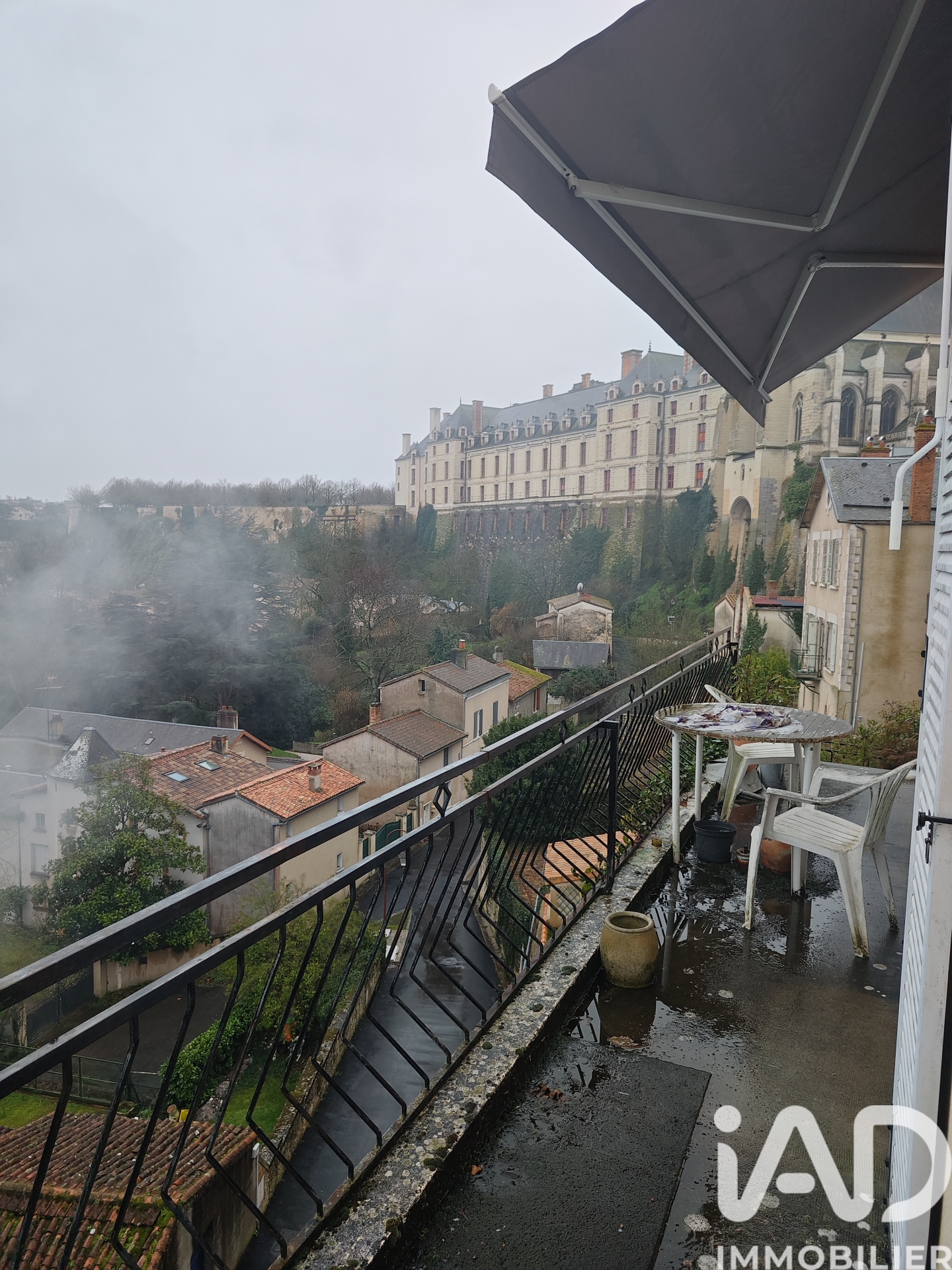 Vente maison à Thouars (79100) : maison traditionnelle 7 pièces 135 m² — 27
