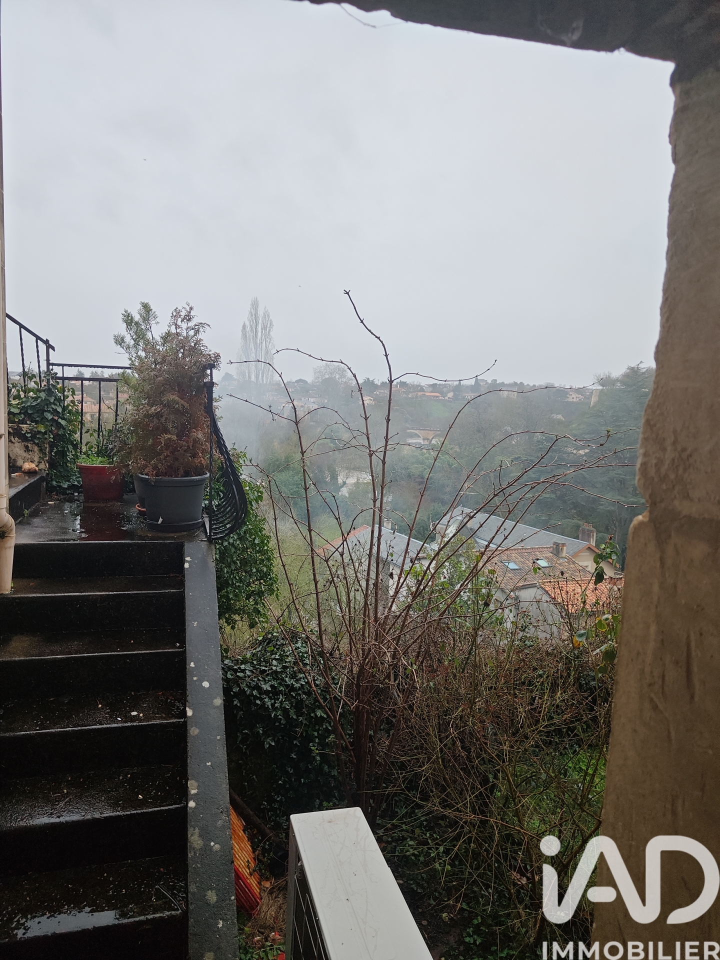 Vente maison à Thouars (79100) : maison traditionnelle 7 pièces 135 m² — 23