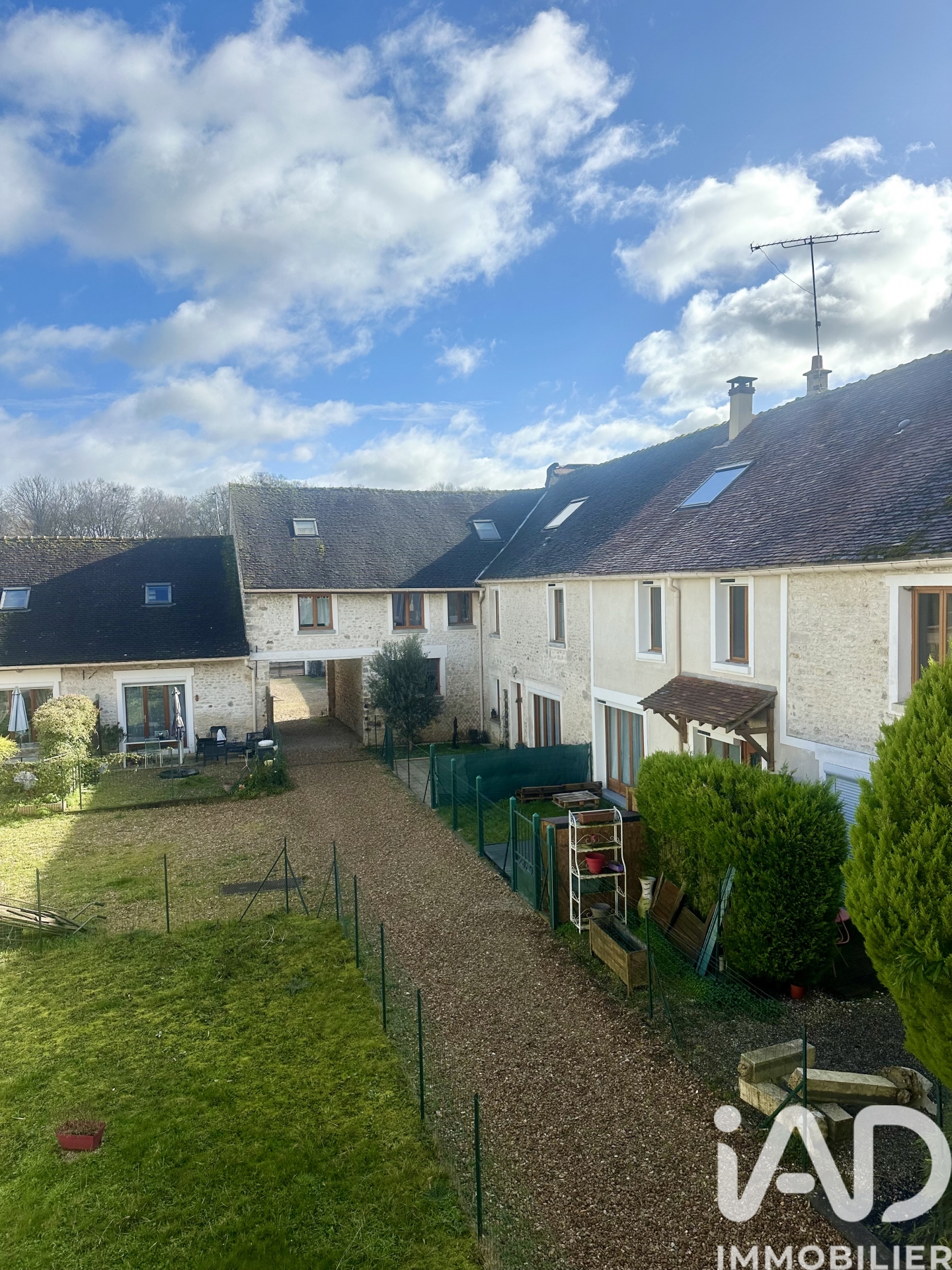 Appartement à vendre à Égreville — 99 000 € — IAD France
