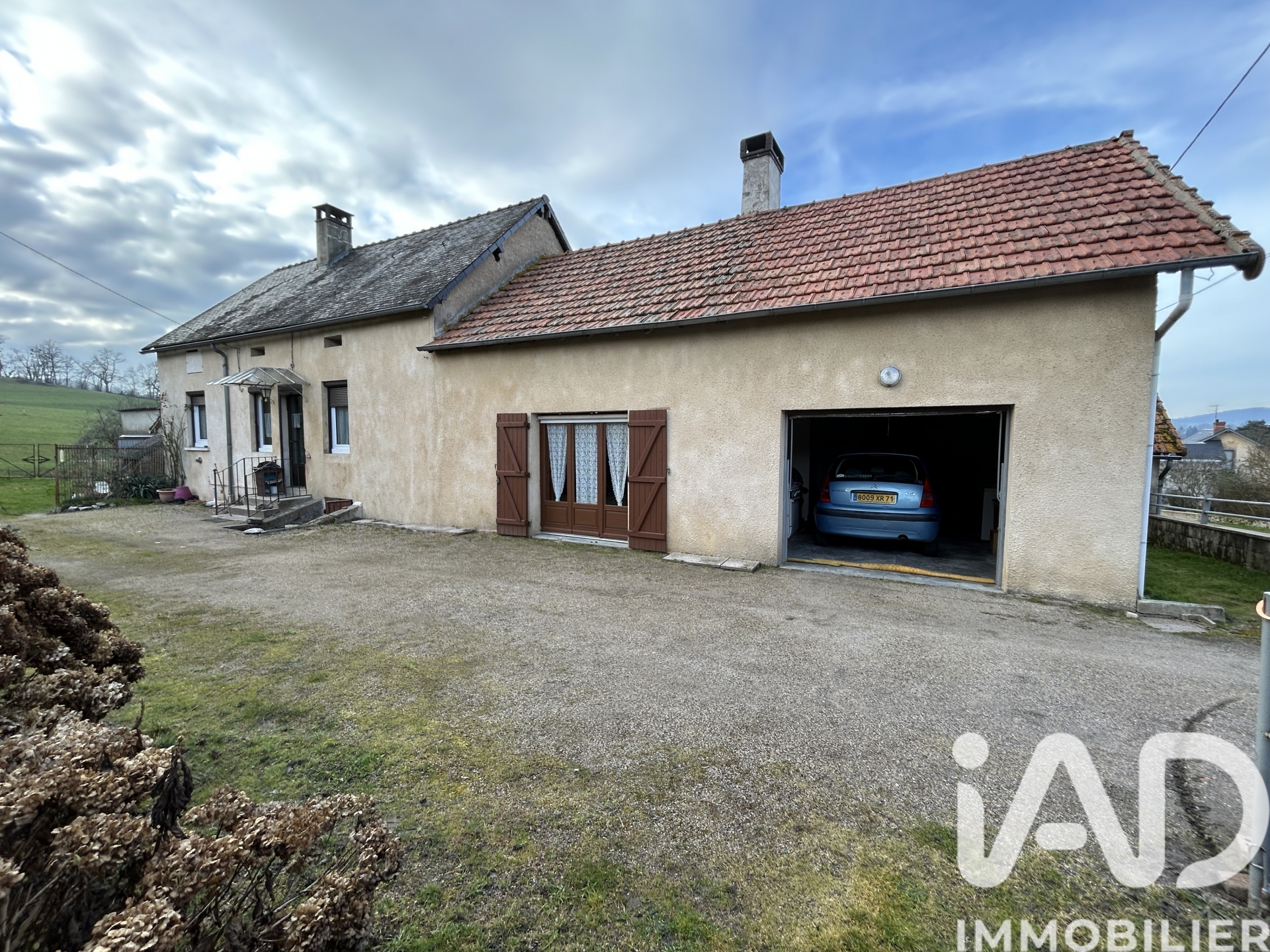 Vente maison à Mesvres (71190) : maison 3 pièces 74 m² — 2