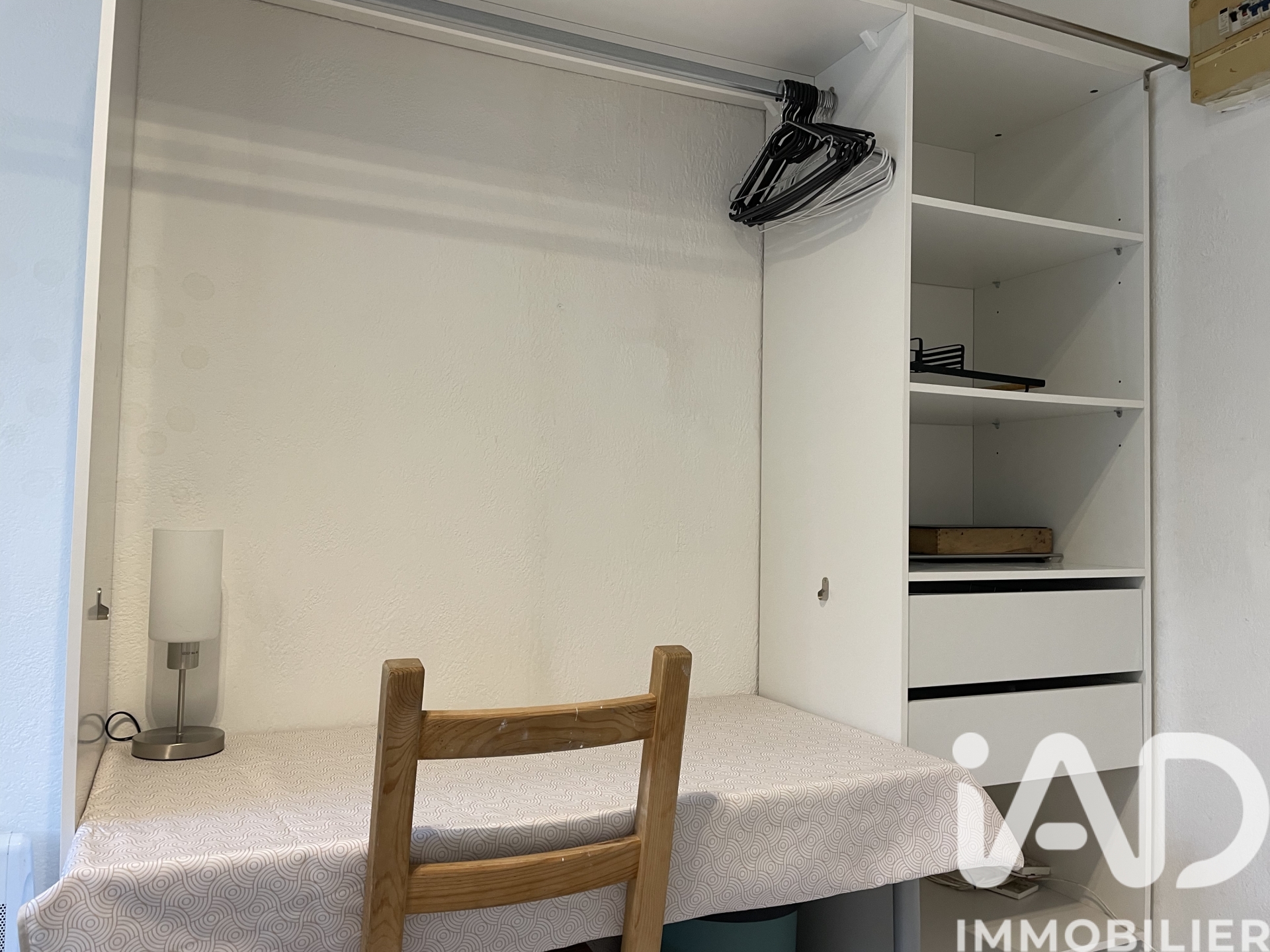 Vente appartement à Marseille (13008) : appartement 1 pièce 9 m² — 9