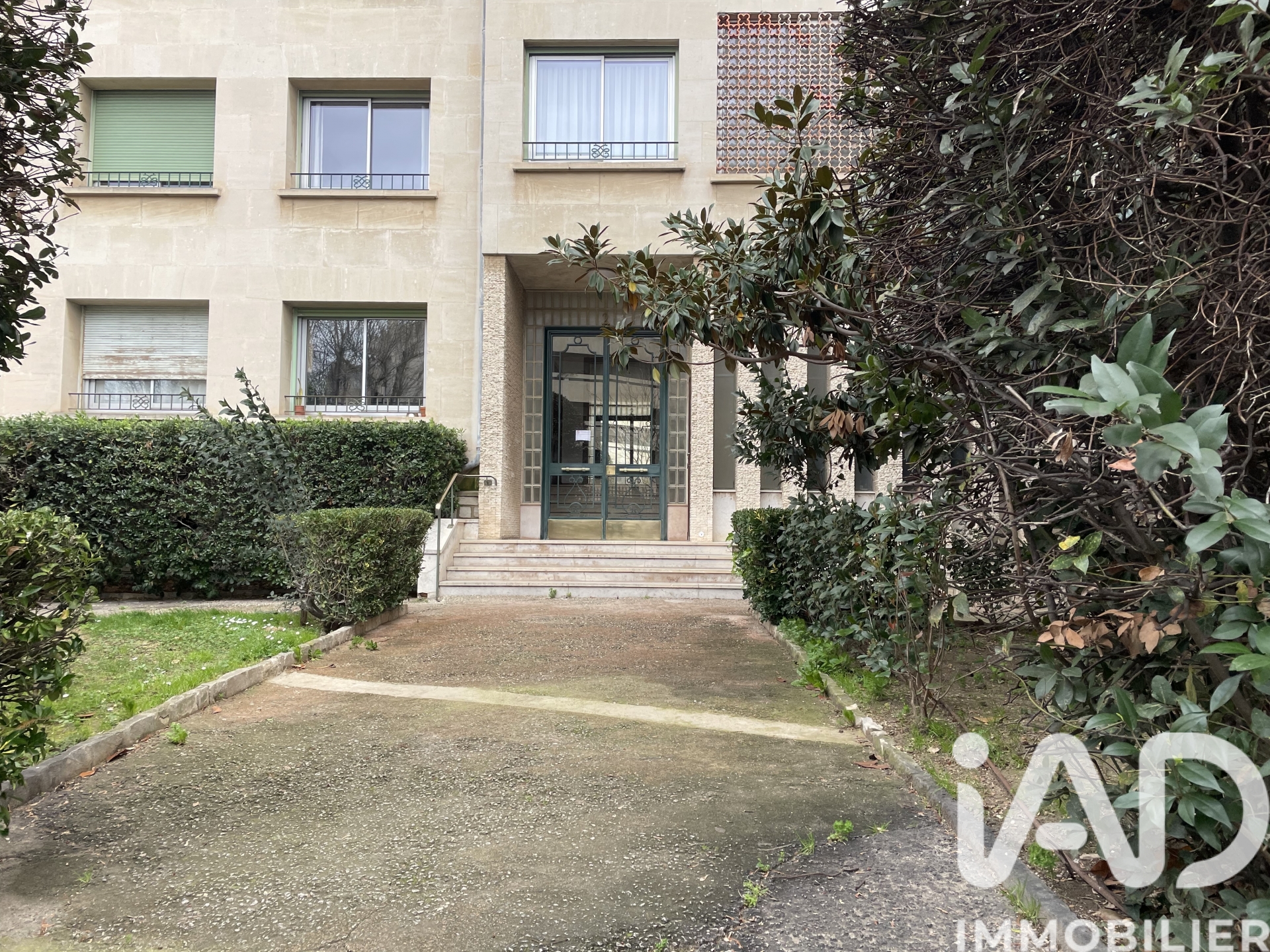 Vente appartement à Marseille (13008) : appartement 1 pièce 9 m² — 2