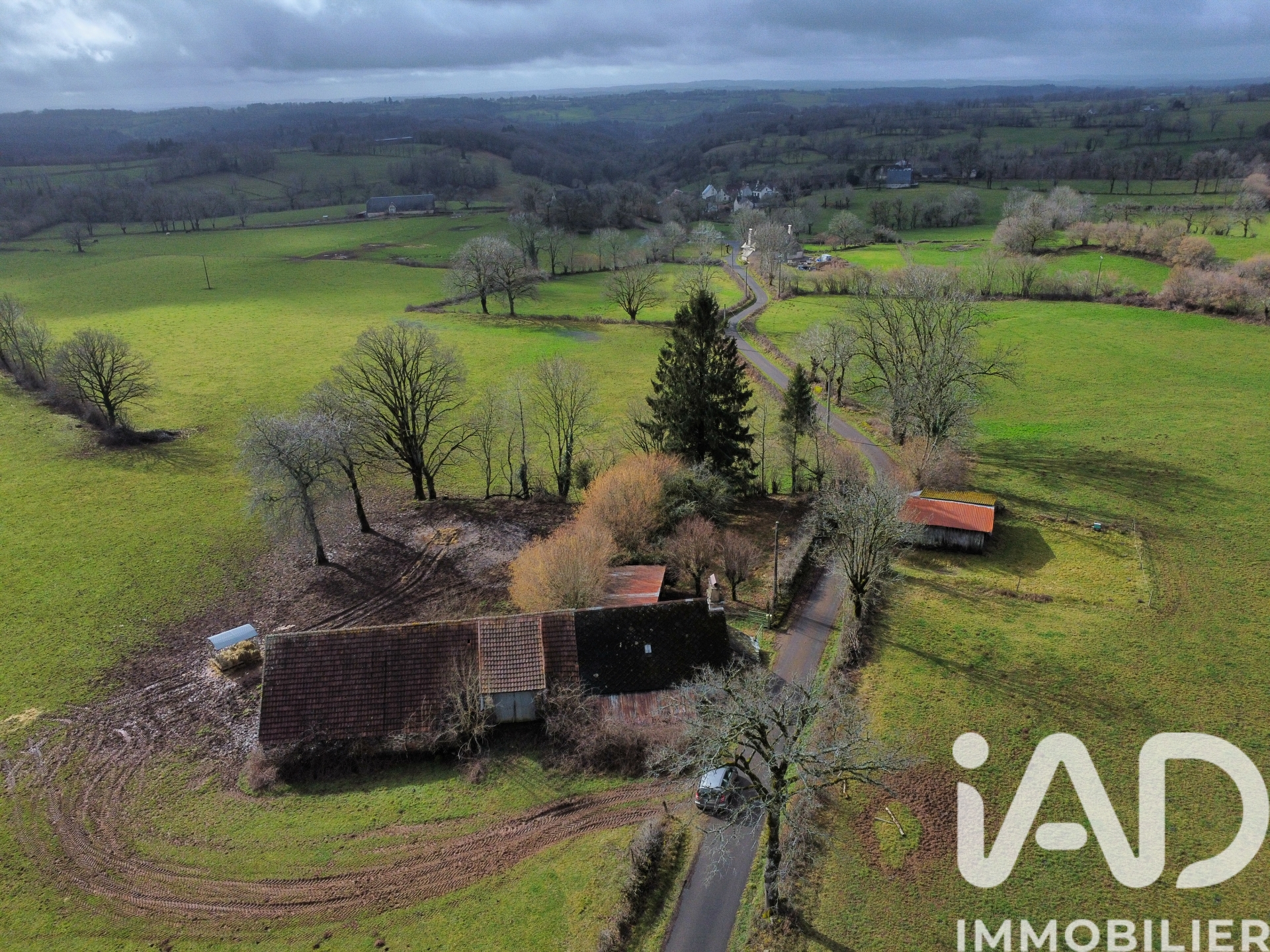 Vente maison à Ally (15700) : maison 4 pièces 77 m² — 16