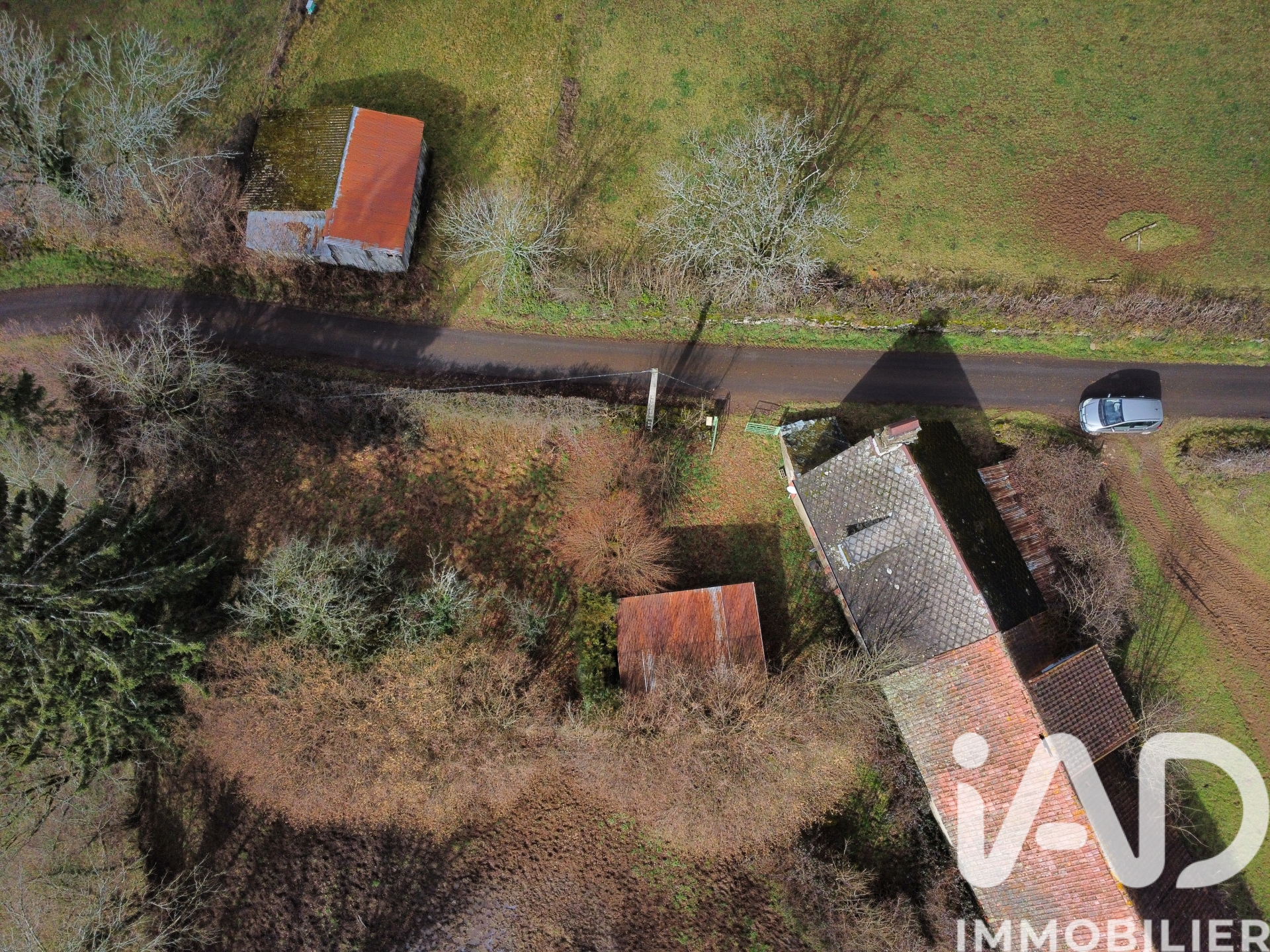 Vente maison à Ally (15700) : maison 4 pièces 77 m² — 15