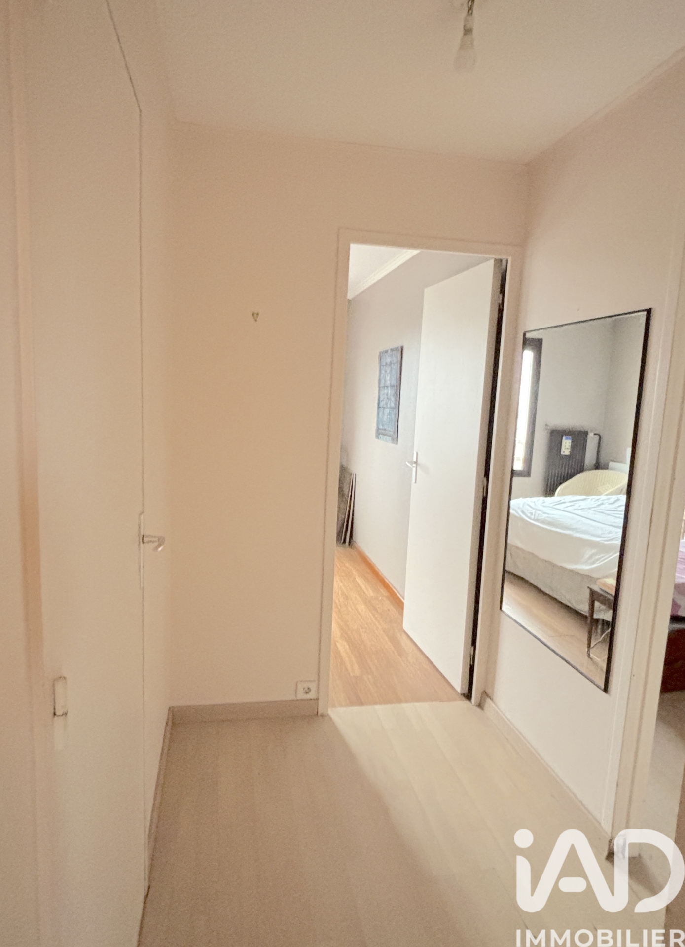 Vente appartement à Les Ulis (91940) : appartement 4 pièces 80 m² — 8