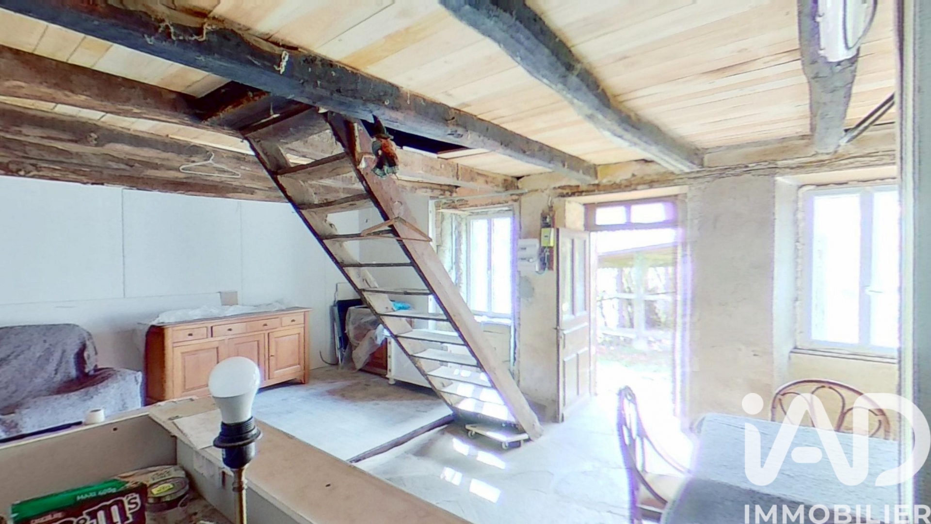 Vente maison à Ally (15700) : maison 4 pièces 77 m² — 5