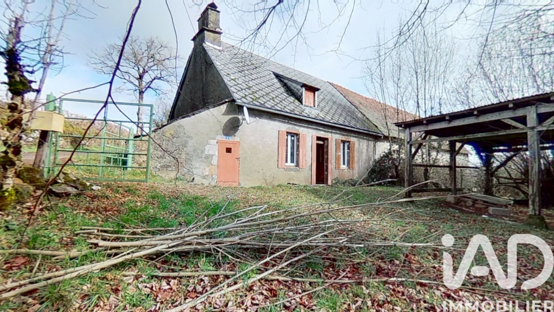 Vente maison à Ally (15700) : maison 4 pièces 77 m² — 26