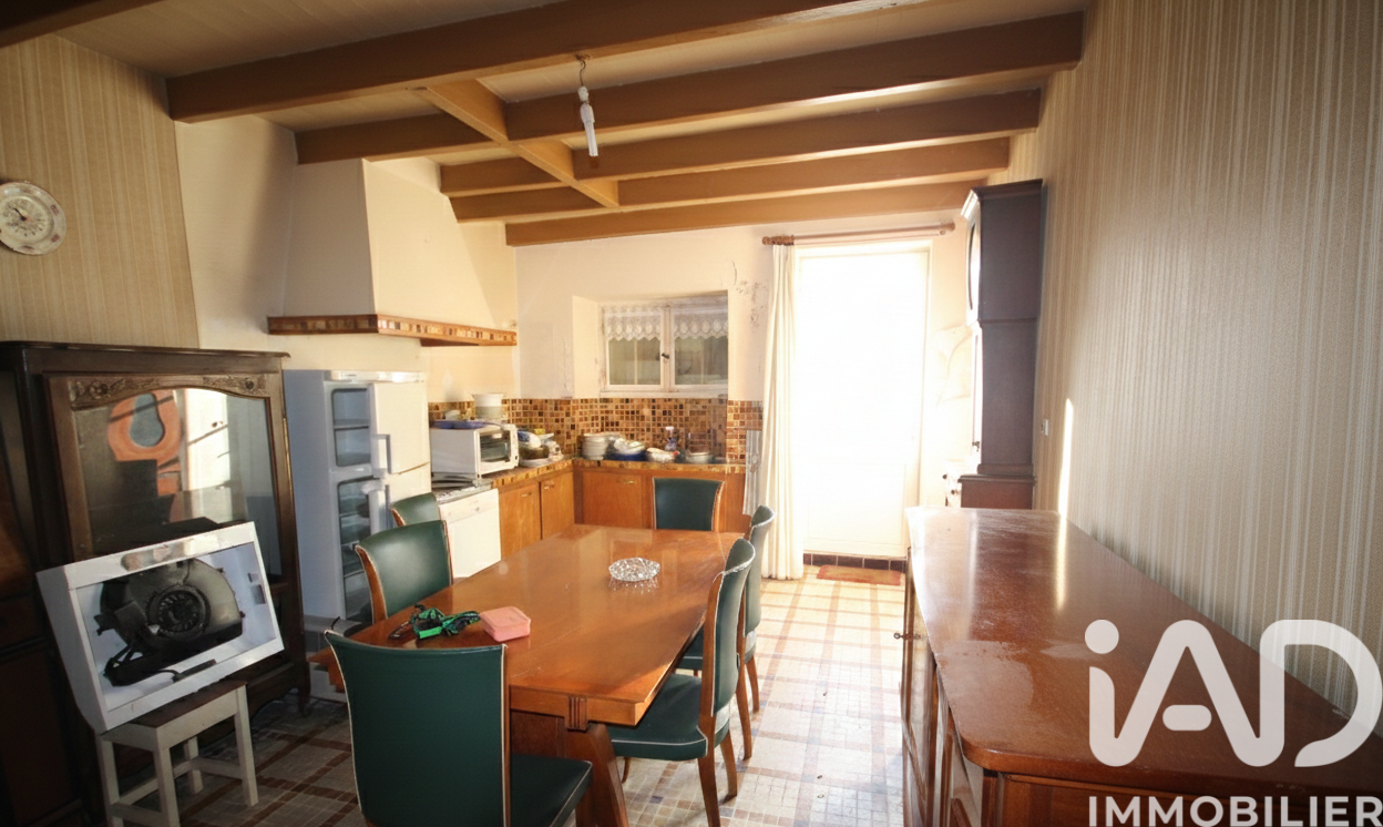 Vente maison à Loulay (17330) : maison 5 pièces 110 m² — 5