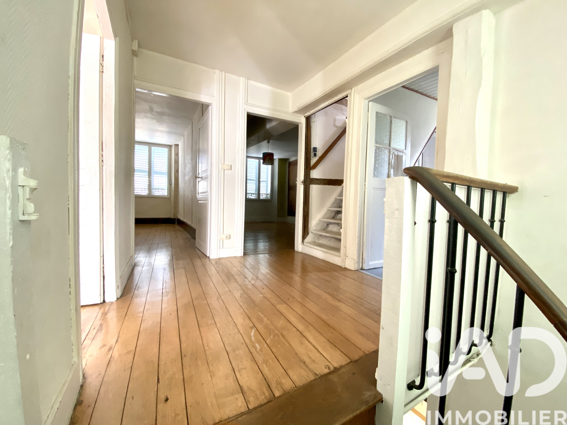 Vente maison à Traînel (10400) : maison de village 8 pièces 193 m² — 10