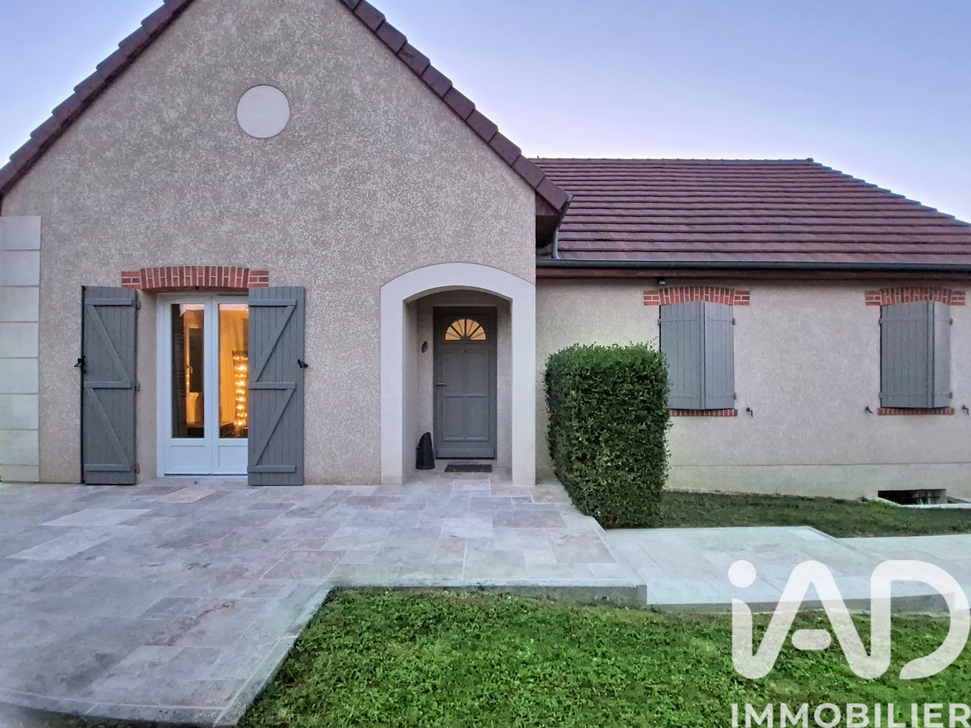 Vente maison à Varennes — 2
