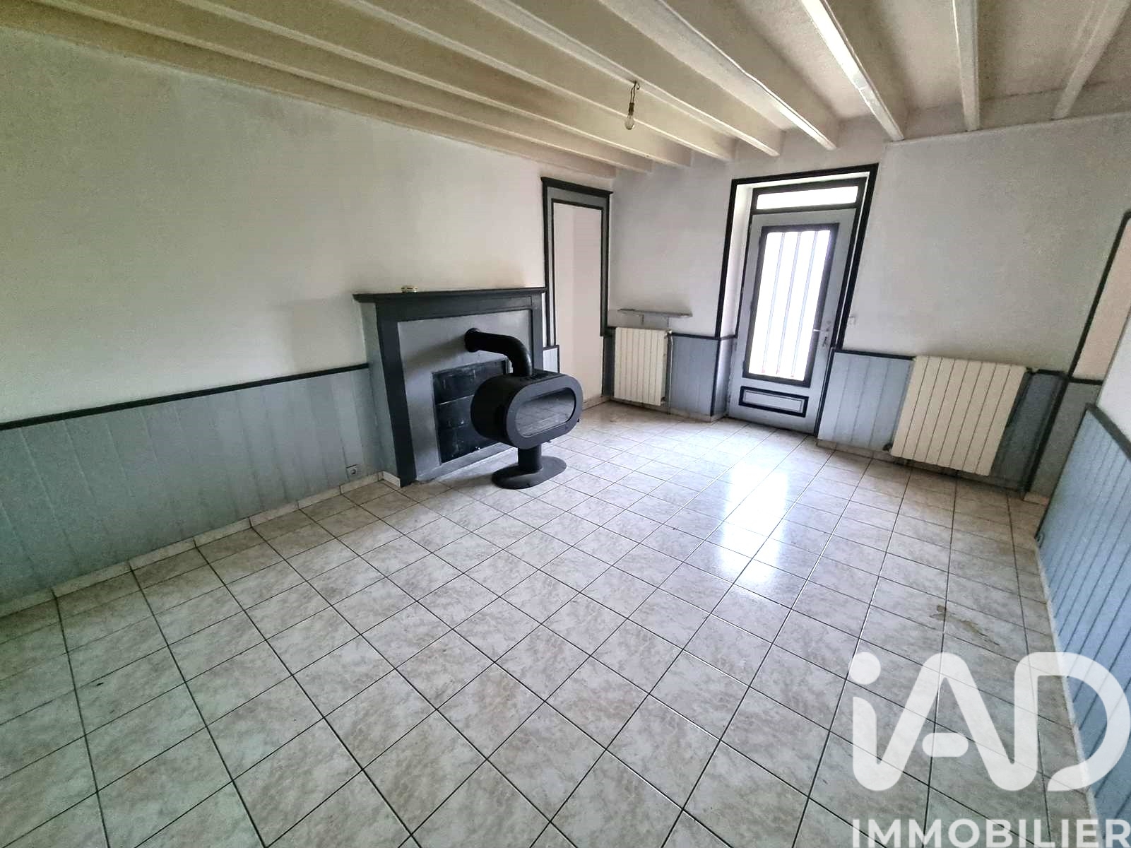 Vente maison à Thénezay (79390) : maison de village 9 pièces 224 m² — 9