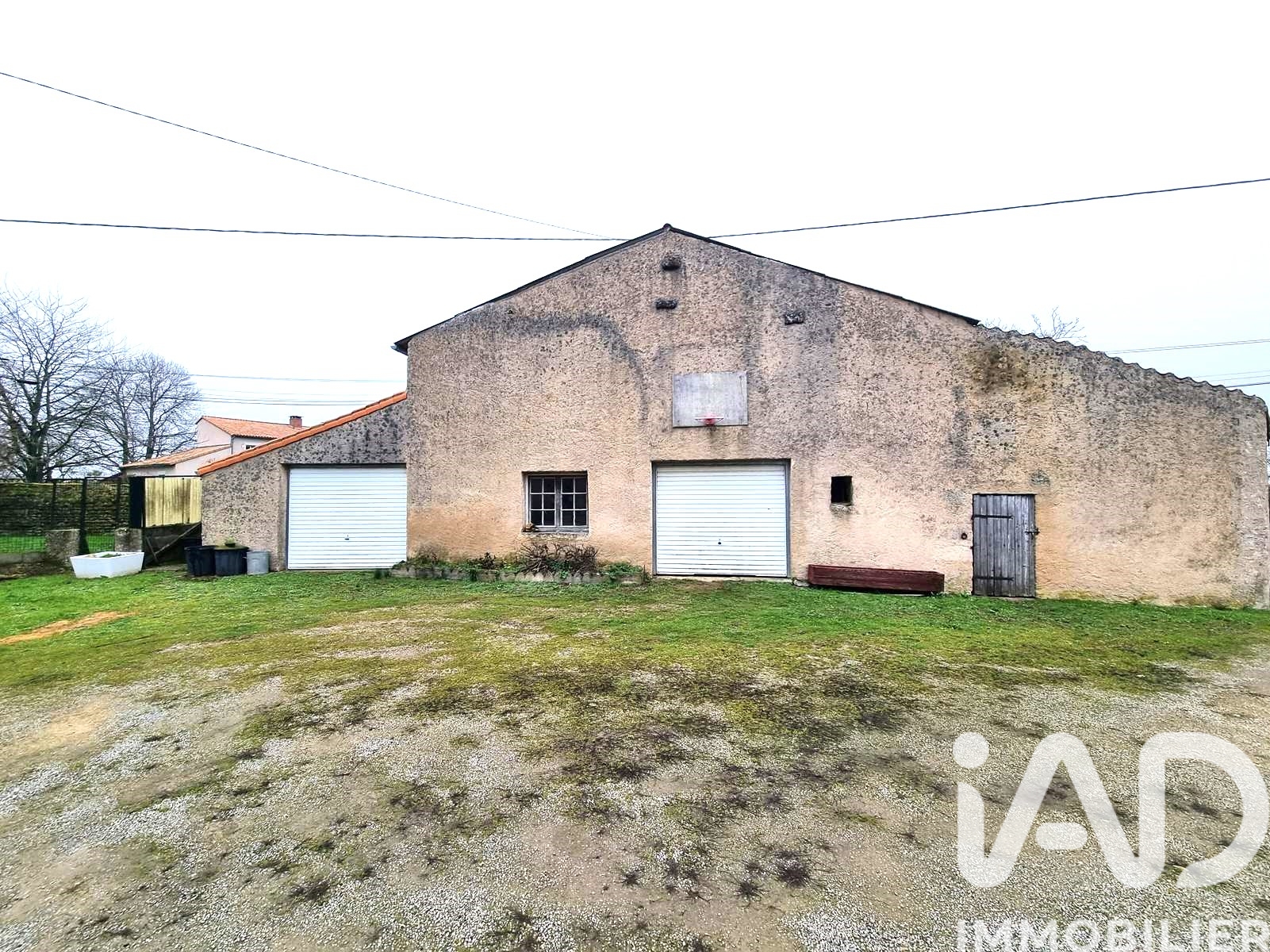 Vente maison à Thénezay (79390) : maison de village 9 pièces 224 m² — 16