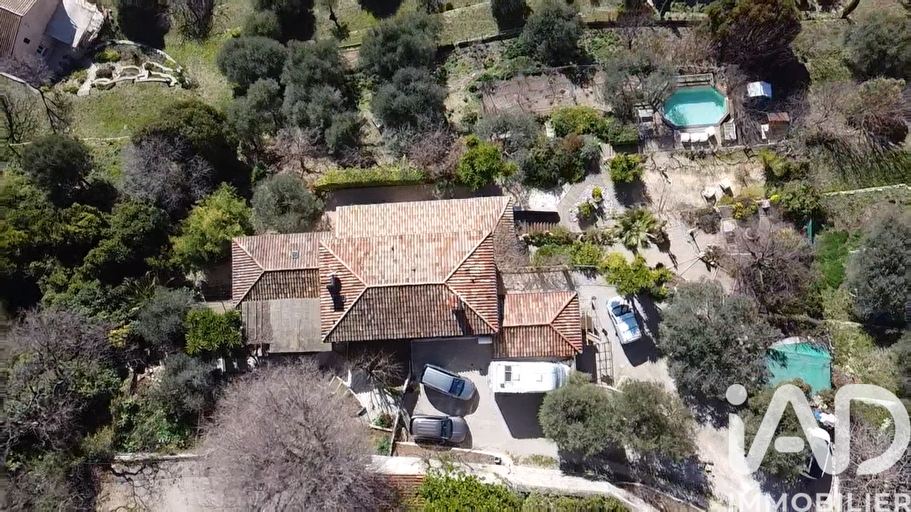 Vente maison à Montauroux (83440) : maison 6 pièces 214 m² — 25