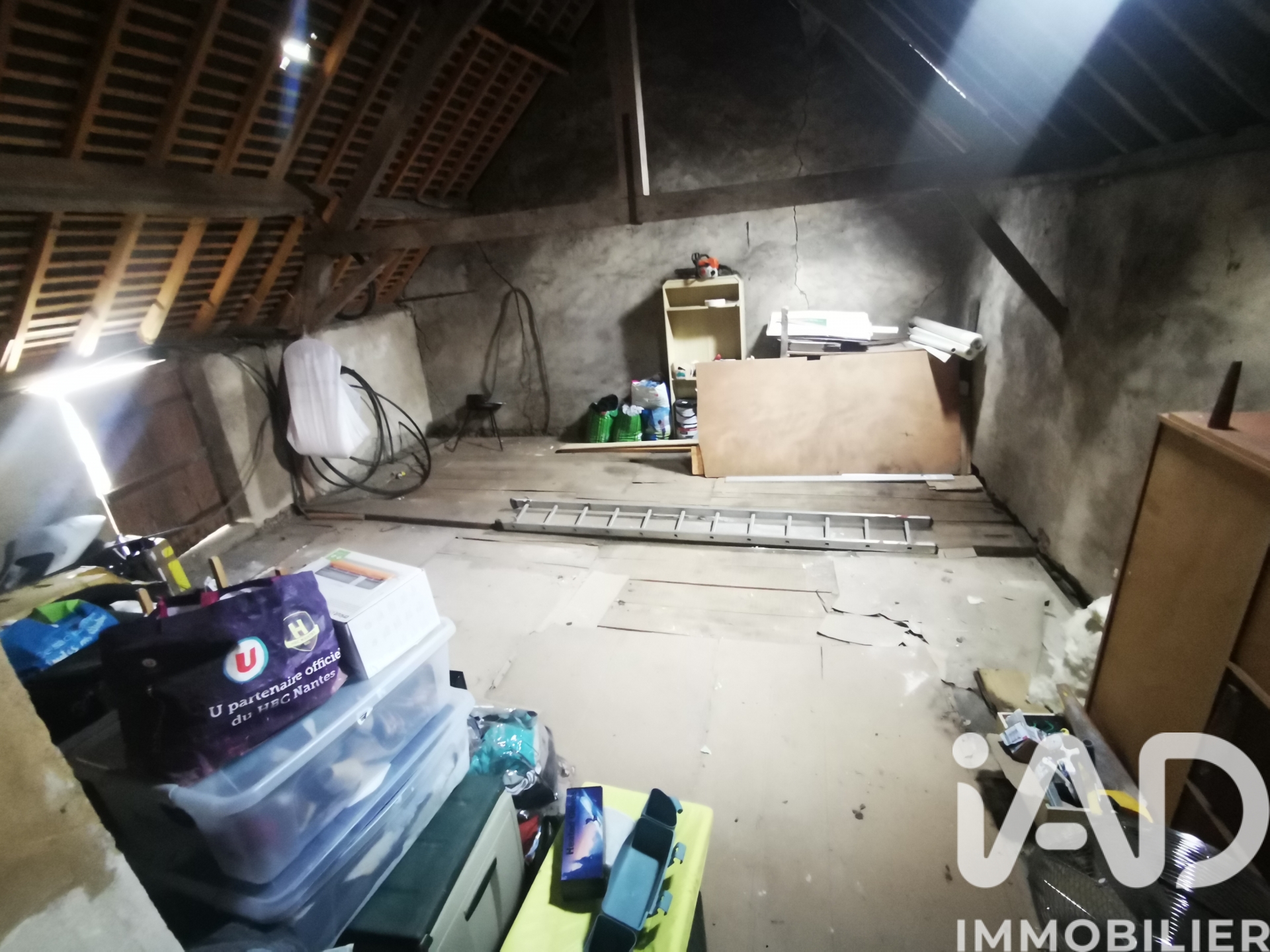 Vente maison à Connerré (72160) : maison de ville 6 pièces 134 m² — 15