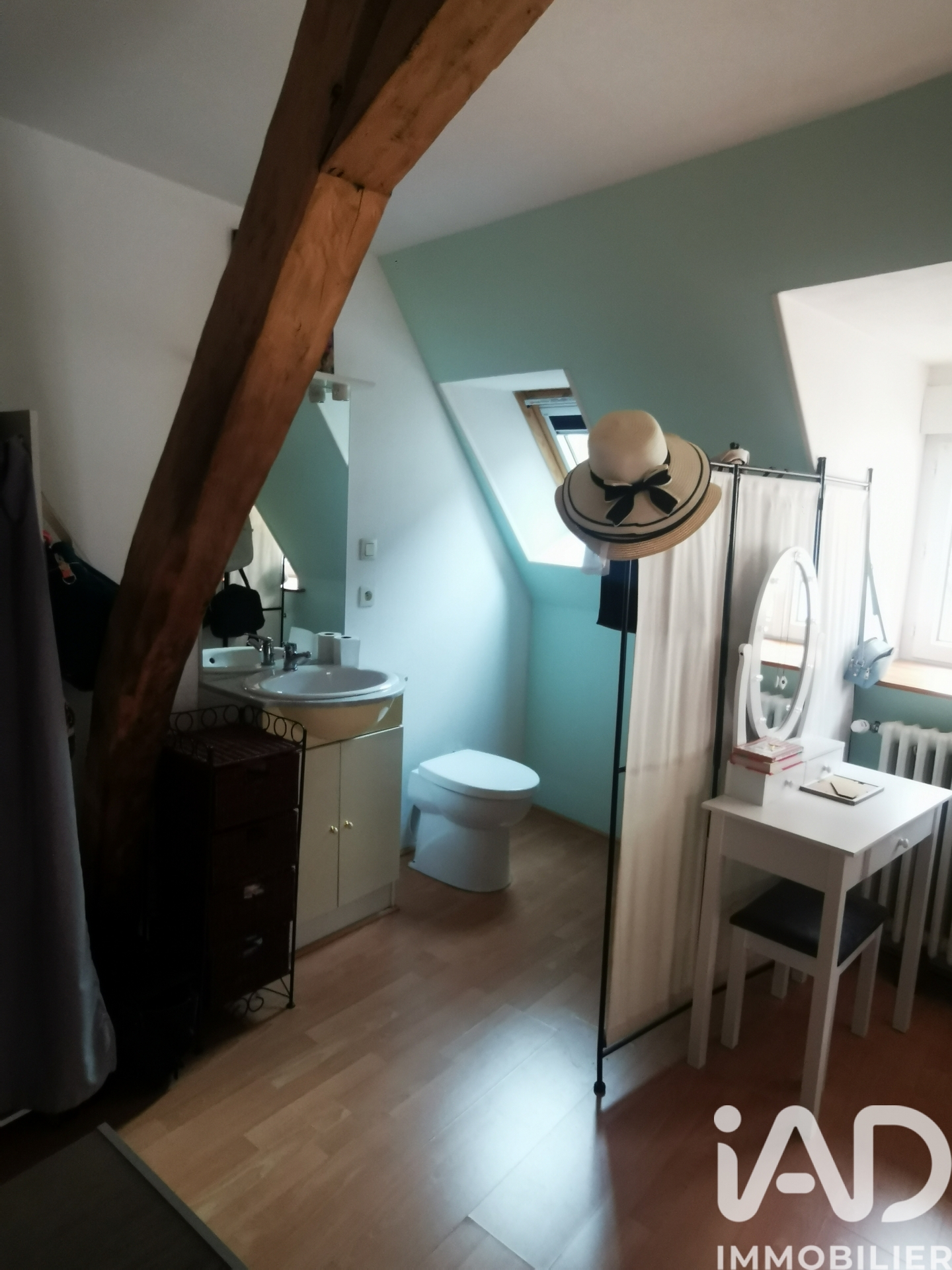 Vente maison à Connerré (72160) : maison de ville 6 pièces 134 m² — 10