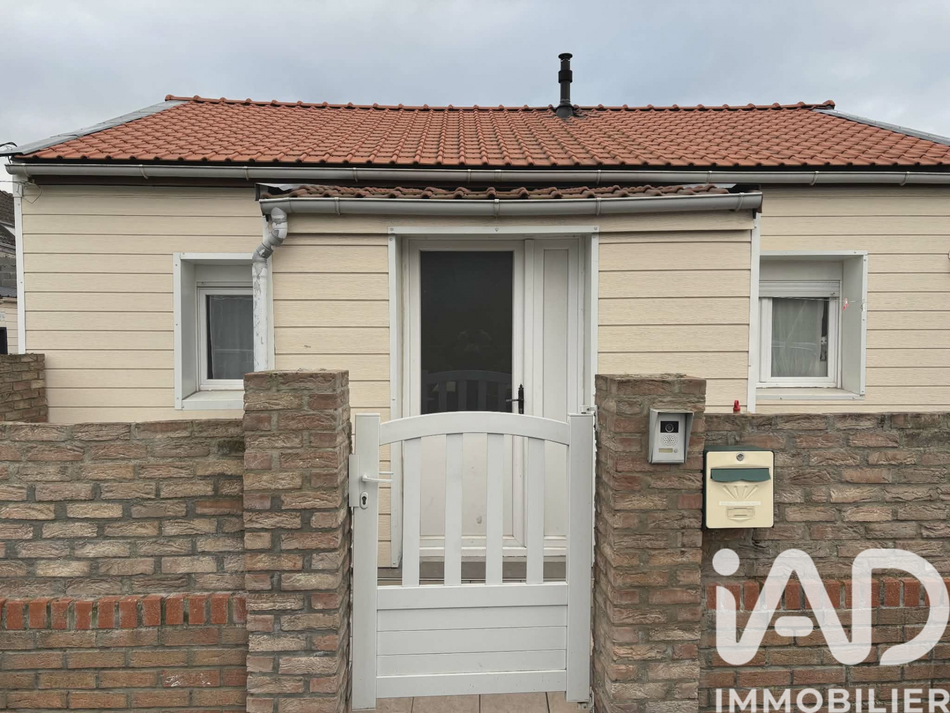 Vente maison à Valenciennes (59300) : maison 4 pièces 85 m² — 2