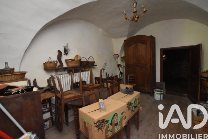 Vente maison à Clelles (38930) : maison de village 9 pièces 117 m² — 5