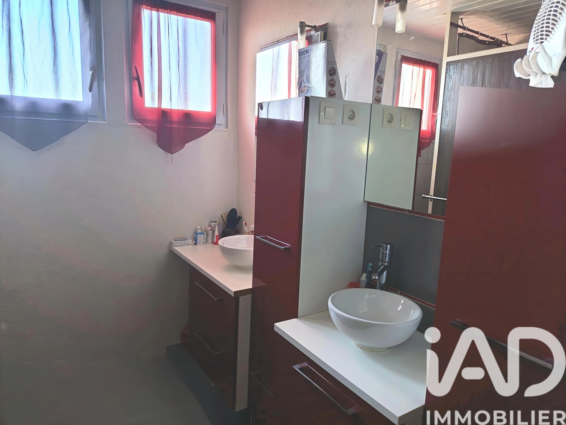 Vente maison à Coutras (33230) : maison 7 pièces 148 m² — 9