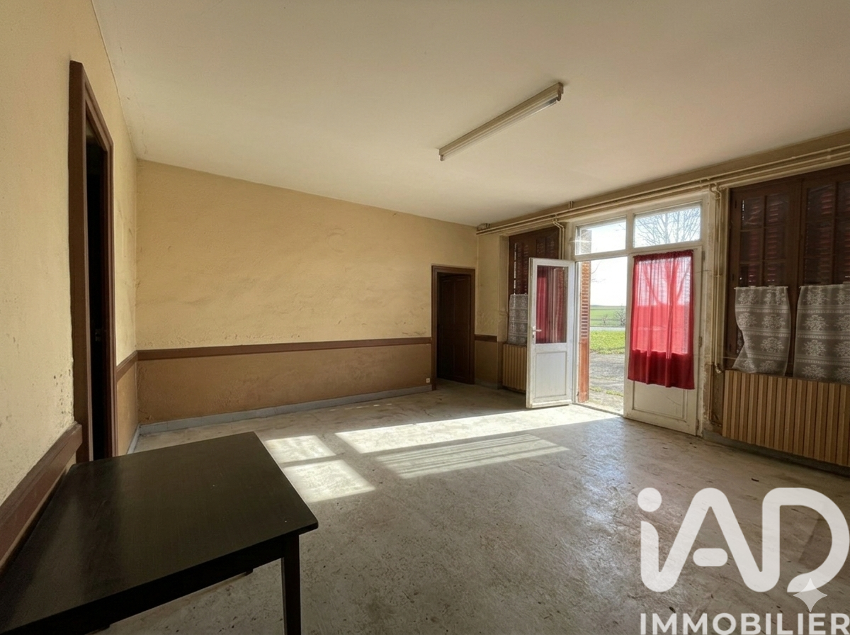 Vente maison à Lapeyrouse (63700) : maison 6 pièces 110 m² — 4