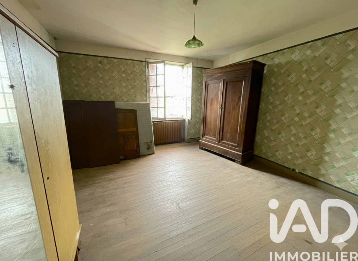 Vente maison à Lapeyrouse (63700) : maison 6 pièces 110 m² — 6