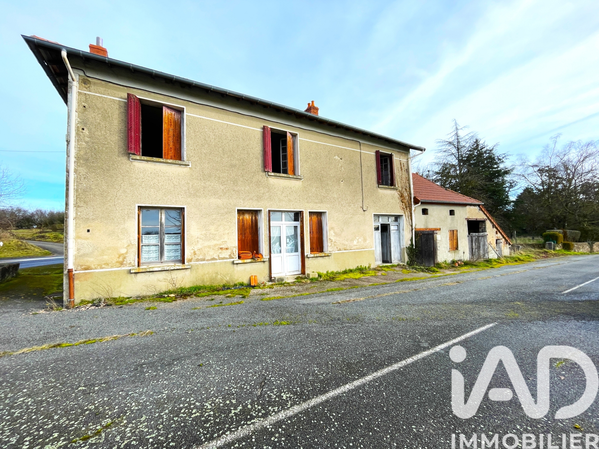 Vente maison à Lapeyrouse (63700) : maison 6 pièces 110 m² — 2