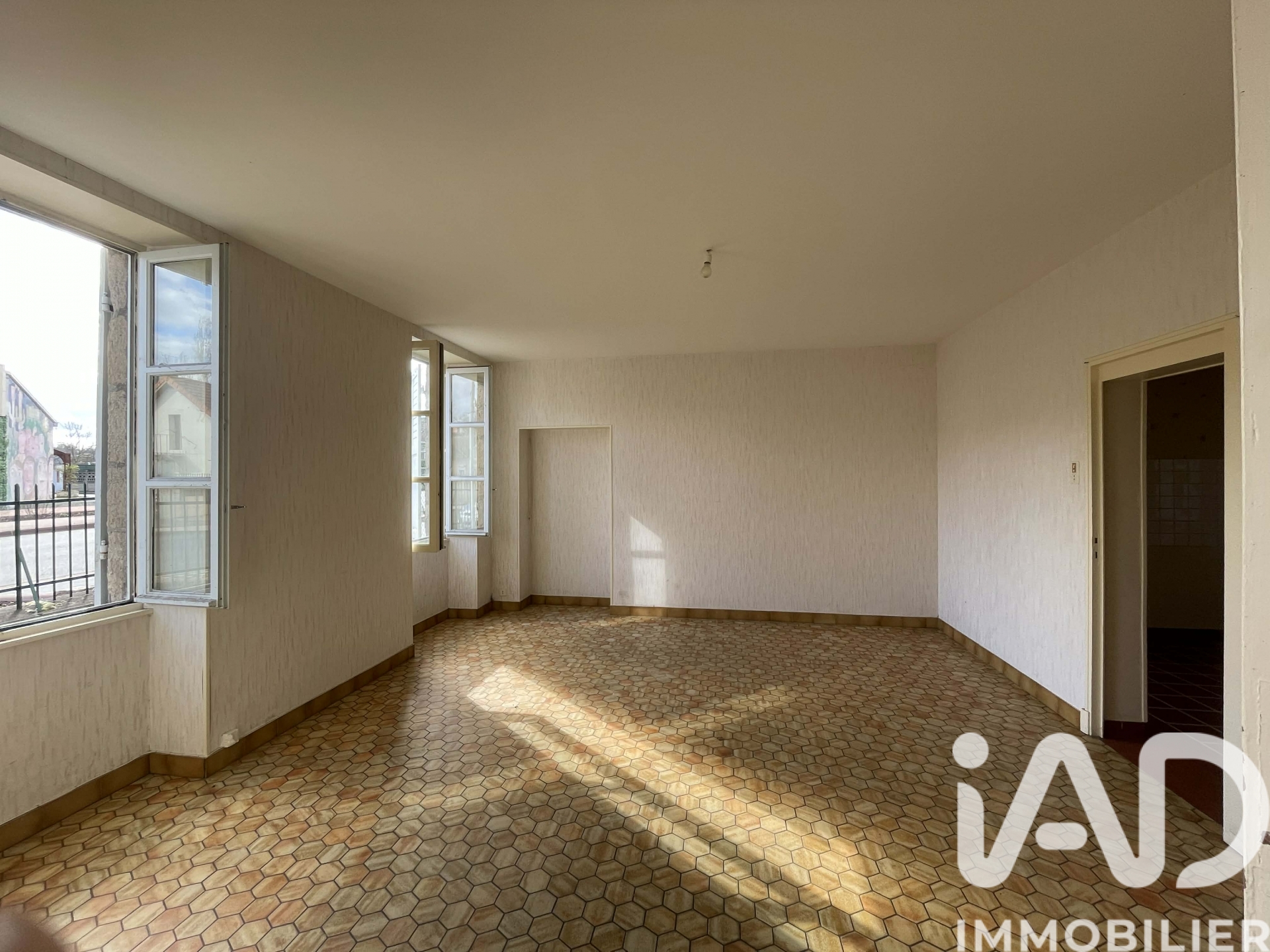 Vente maison à Lapalisse (03120) : maison 10 pièces 182 m² — 4