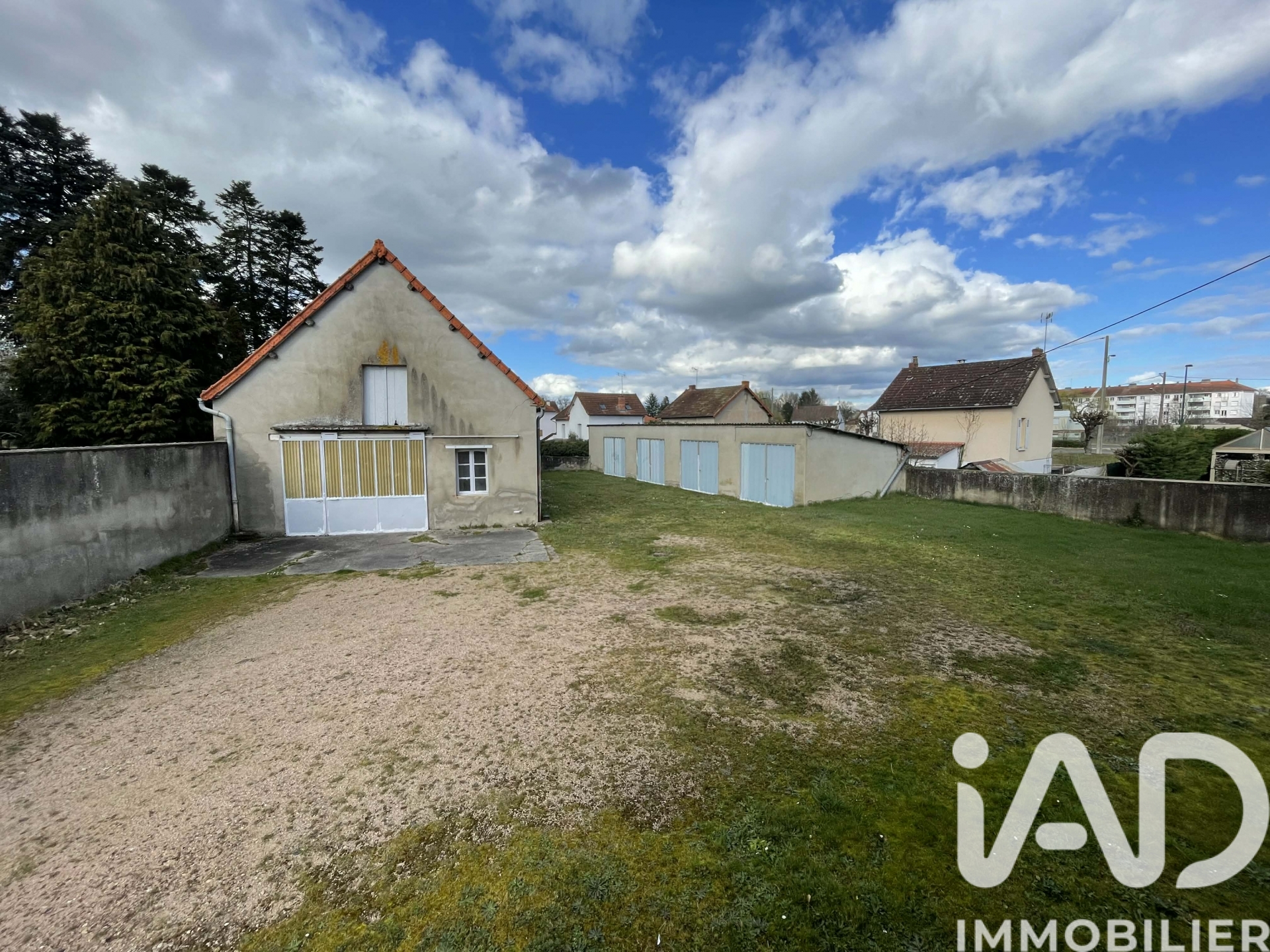 Vente maison à Lapalisse (03120) : maison 10 pièces 182 m² — 12