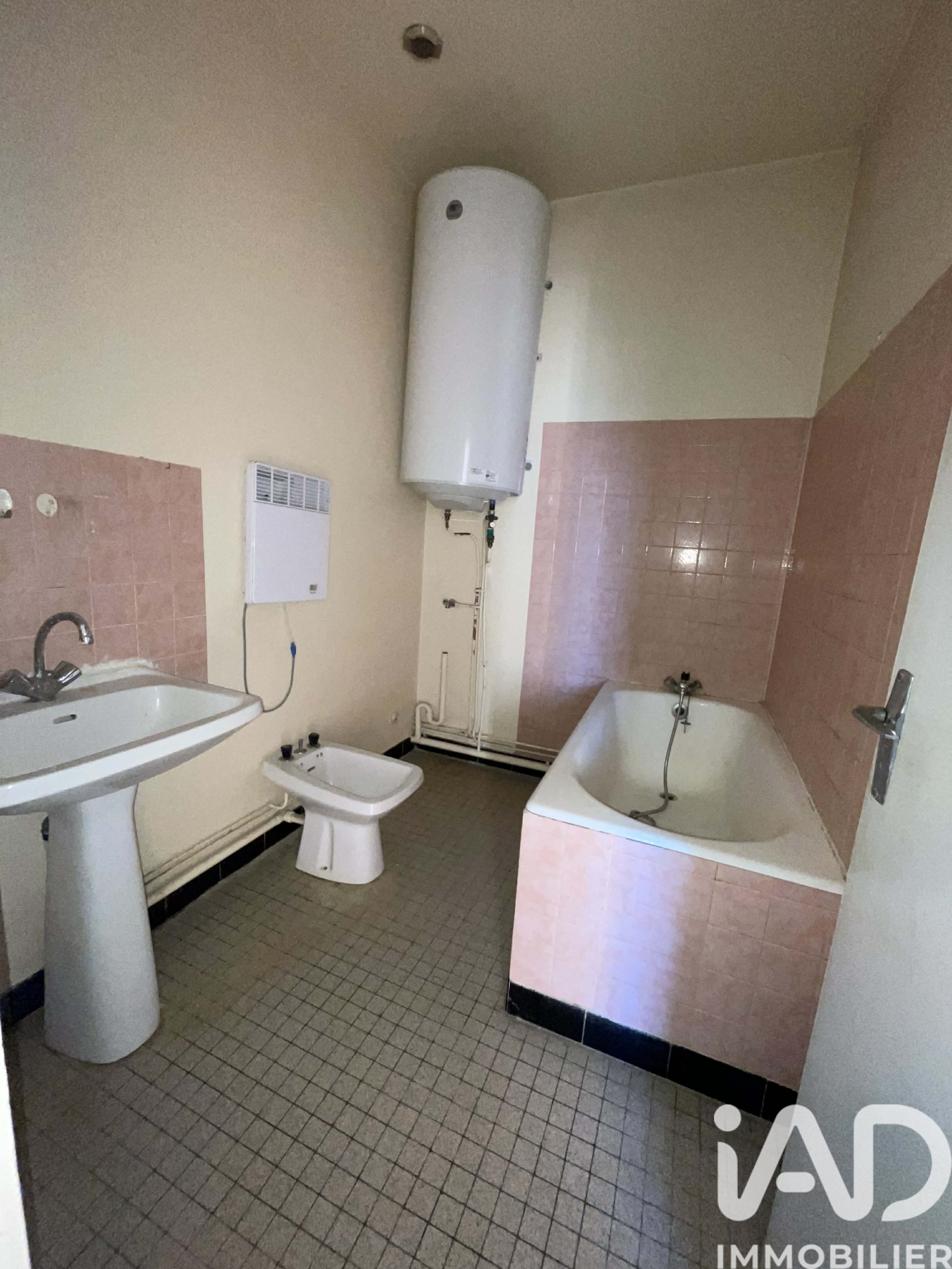 Vente maison à Lapalisse (03120) : maison 10 pièces 182 m² — 22