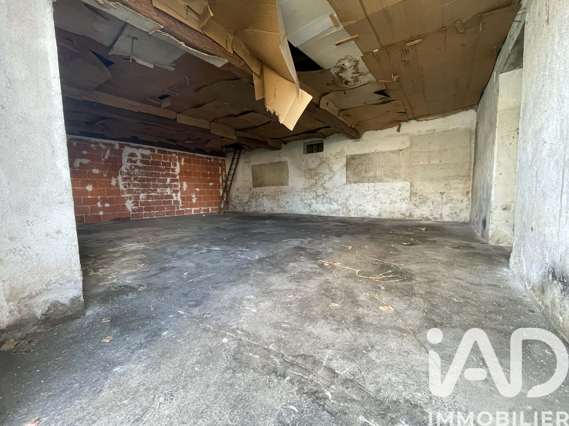 Vente maison à Lapalisse (03120) : maison 10 pièces 182 m² — 26