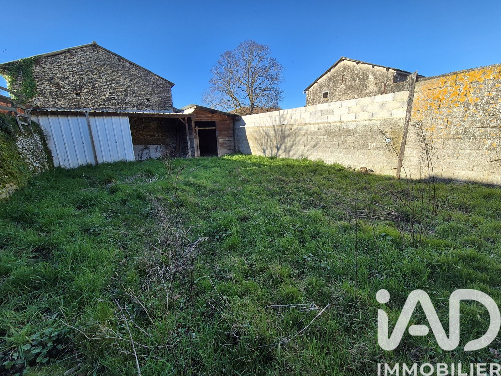 Vente maison à Thénezay (79390) : maison de village 8 pièces 194 m² — 15
