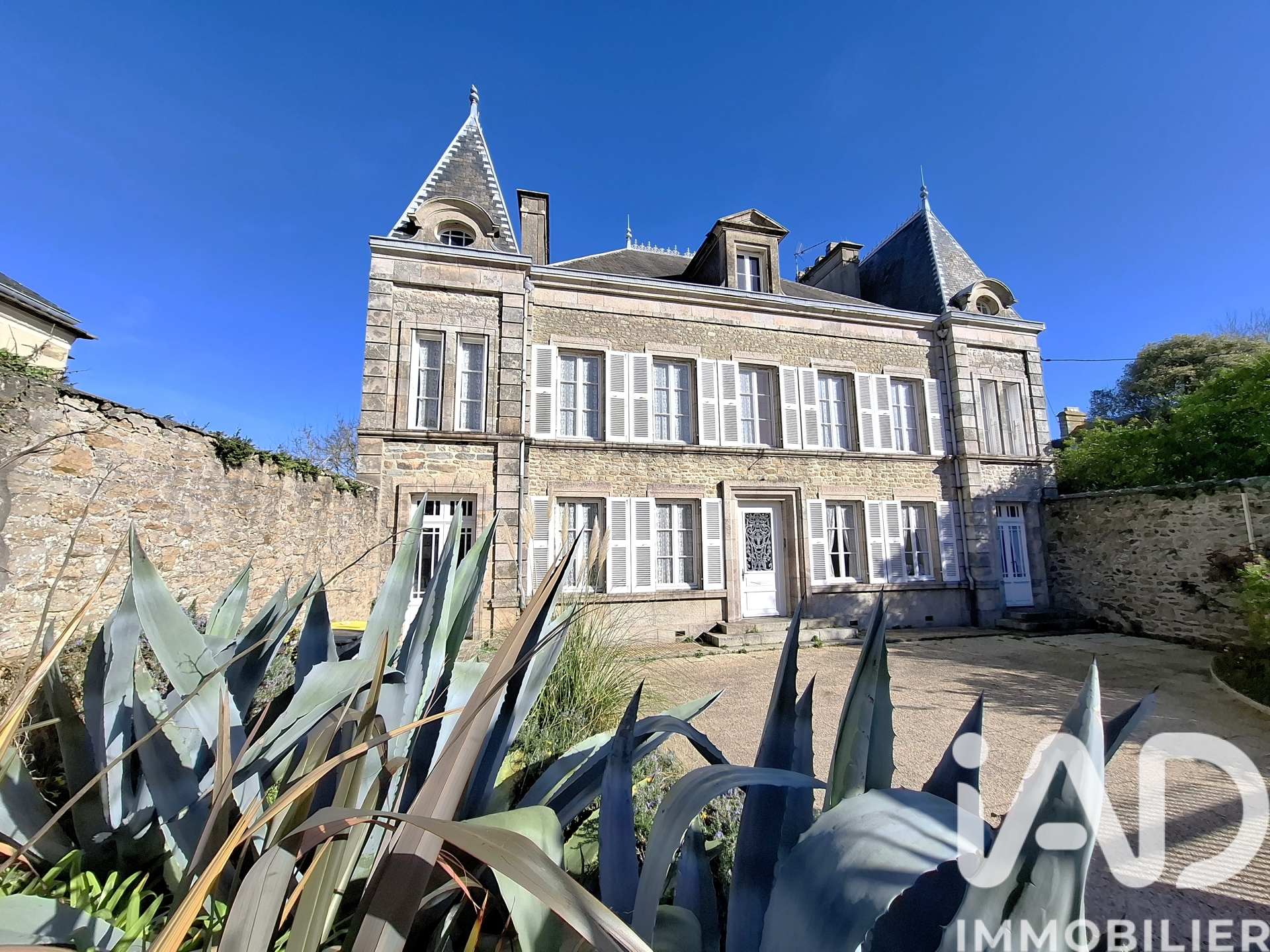 Vente Maison/villa 12 pièces